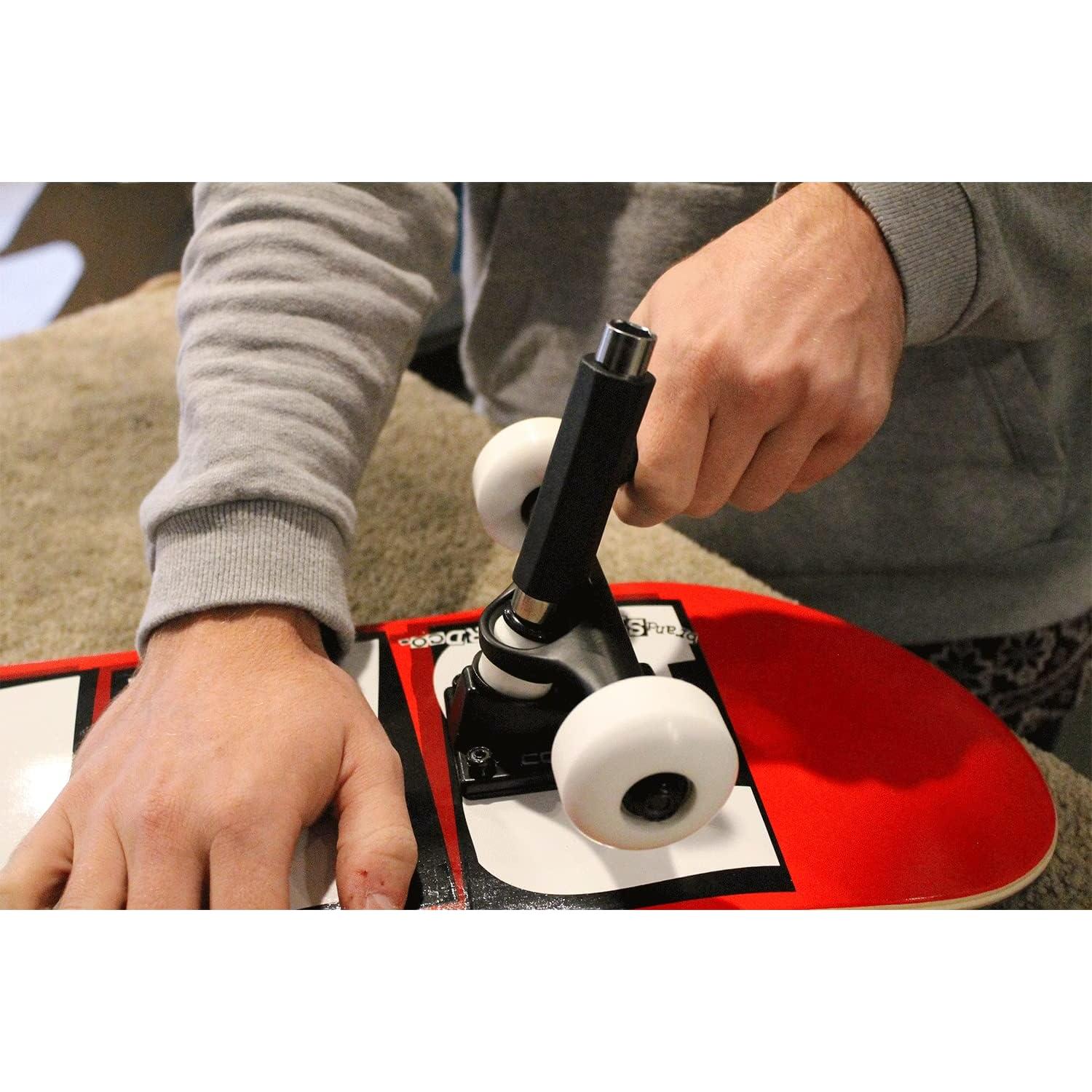 Herramienta Multifuncional para Skateboard Krown Negra