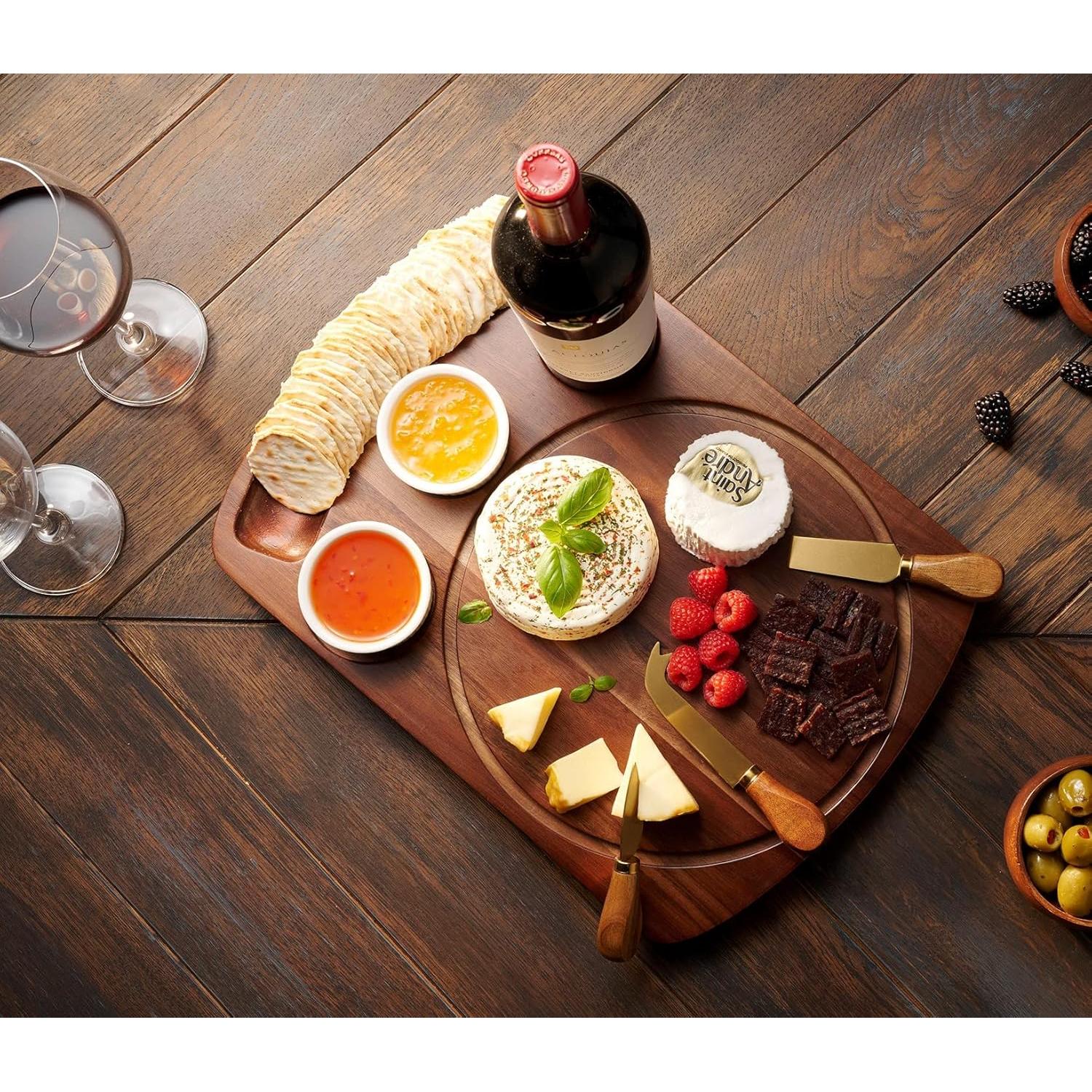 Juego de Tabla de Queso Godinger con Campana y Cuencos