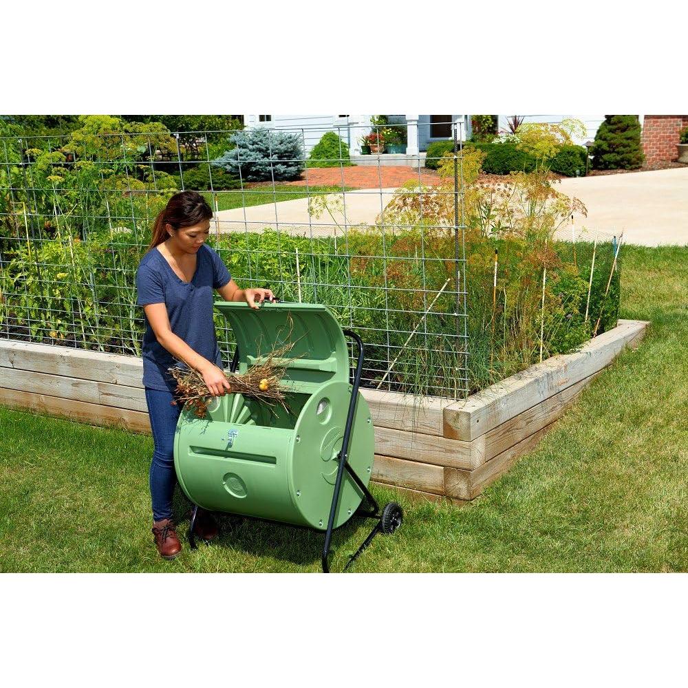 Compostador Móvil Mantis Back Porch 140L con Ruedas