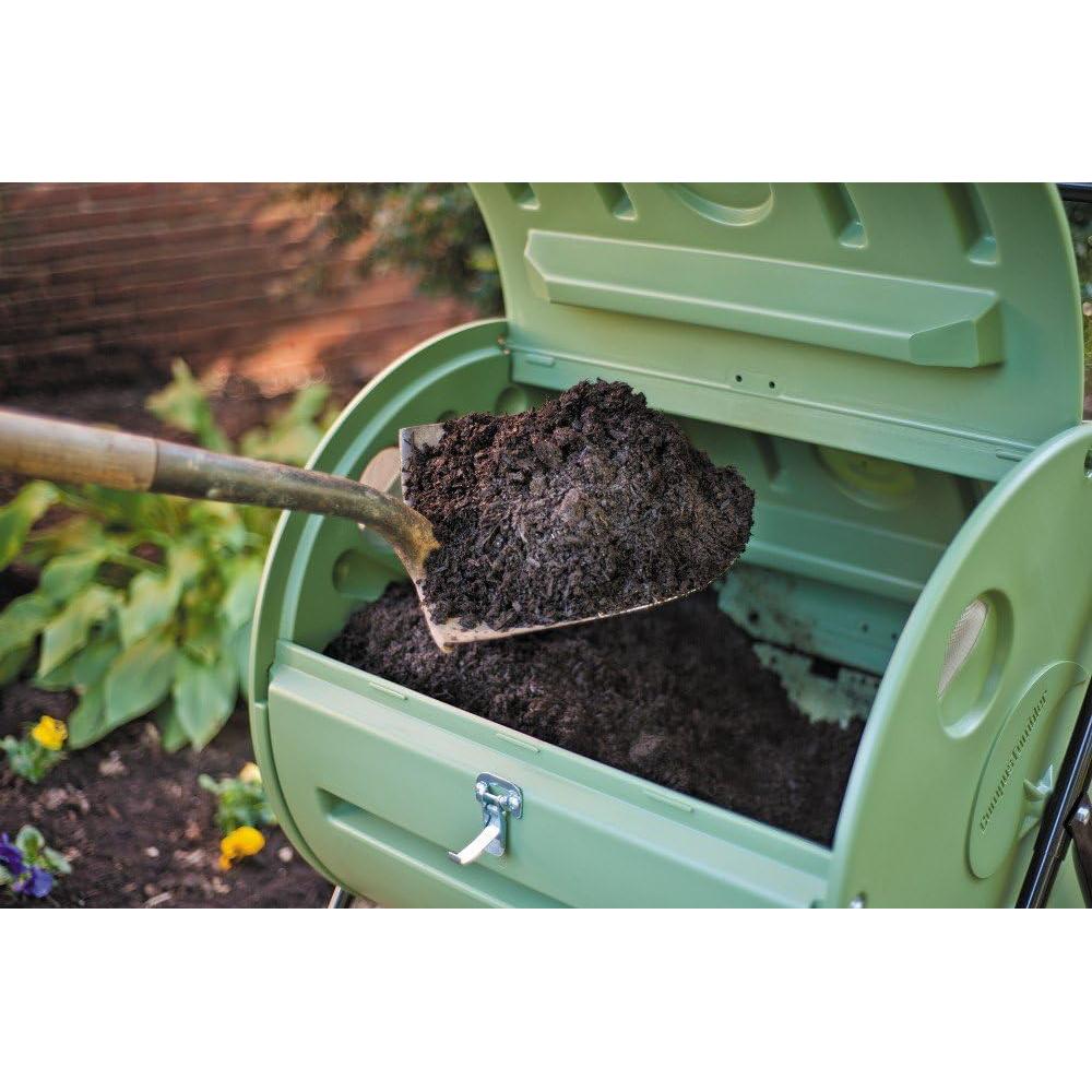 Compostador Móvil Mantis Back Porch 140L con Ruedas