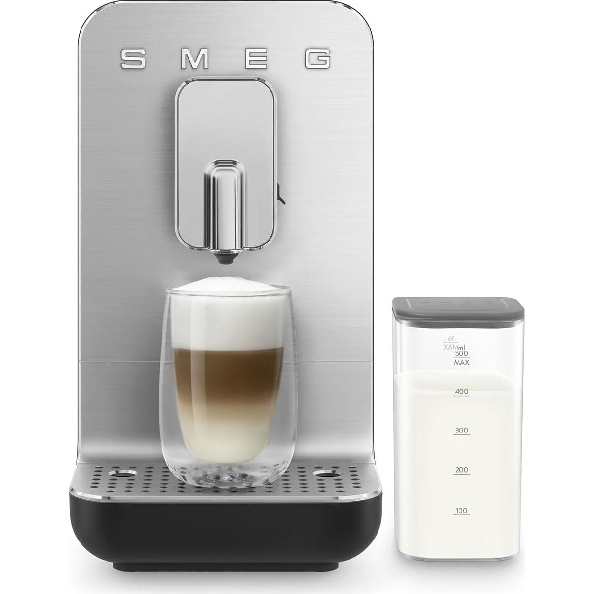 Máquina de Espresso Automática Smeg BCC13 con Molinillo y Espumador