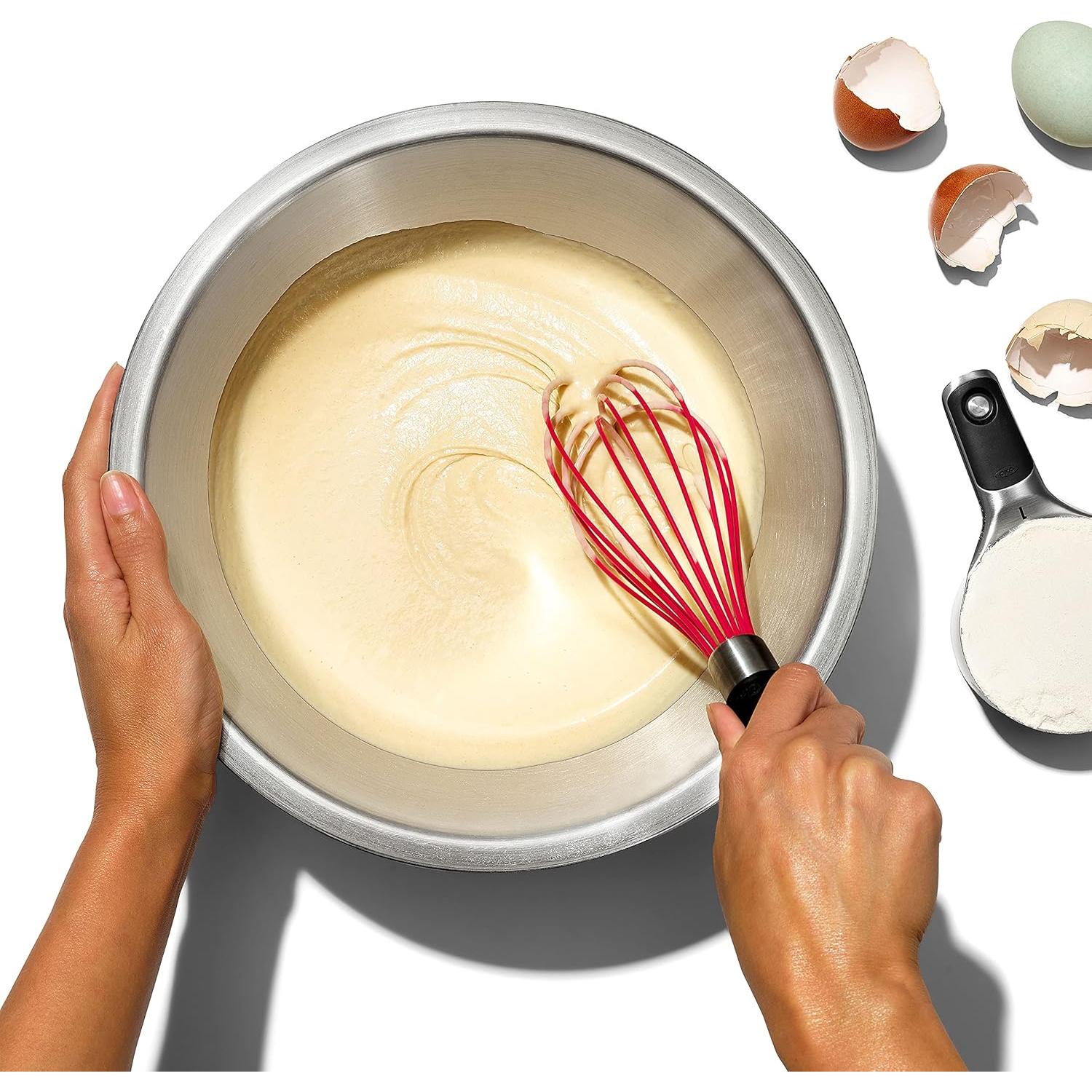 Set de Batidores de Silicona OXO 2 Piezas 22.8 y 28 cm