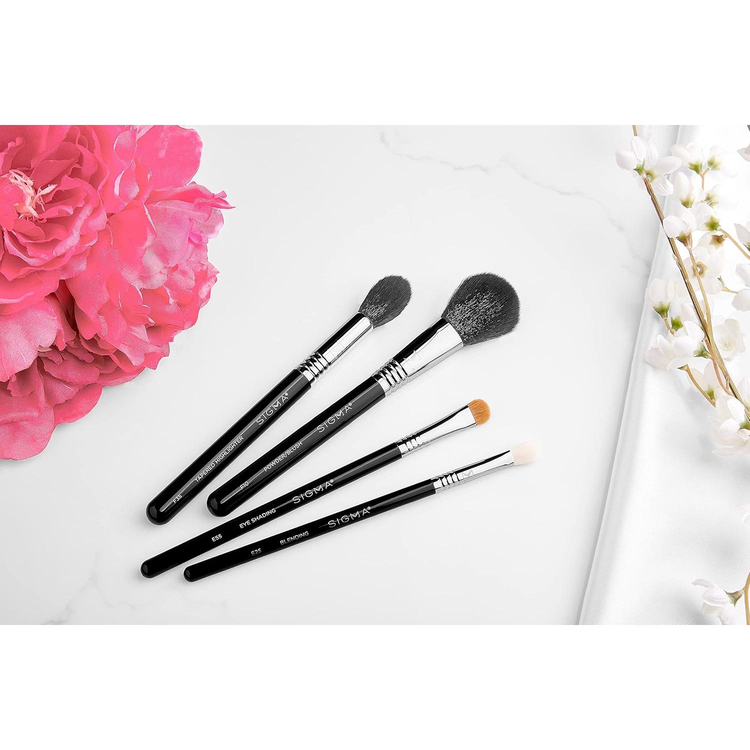 Brocha de Maquillaje Profesional Sigma F35 para Iluminador