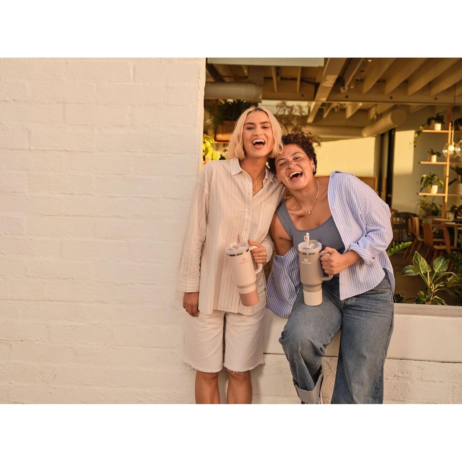 Cubierta de Bota y Tapa de Popote Stanley Quencher 30 oz Negra