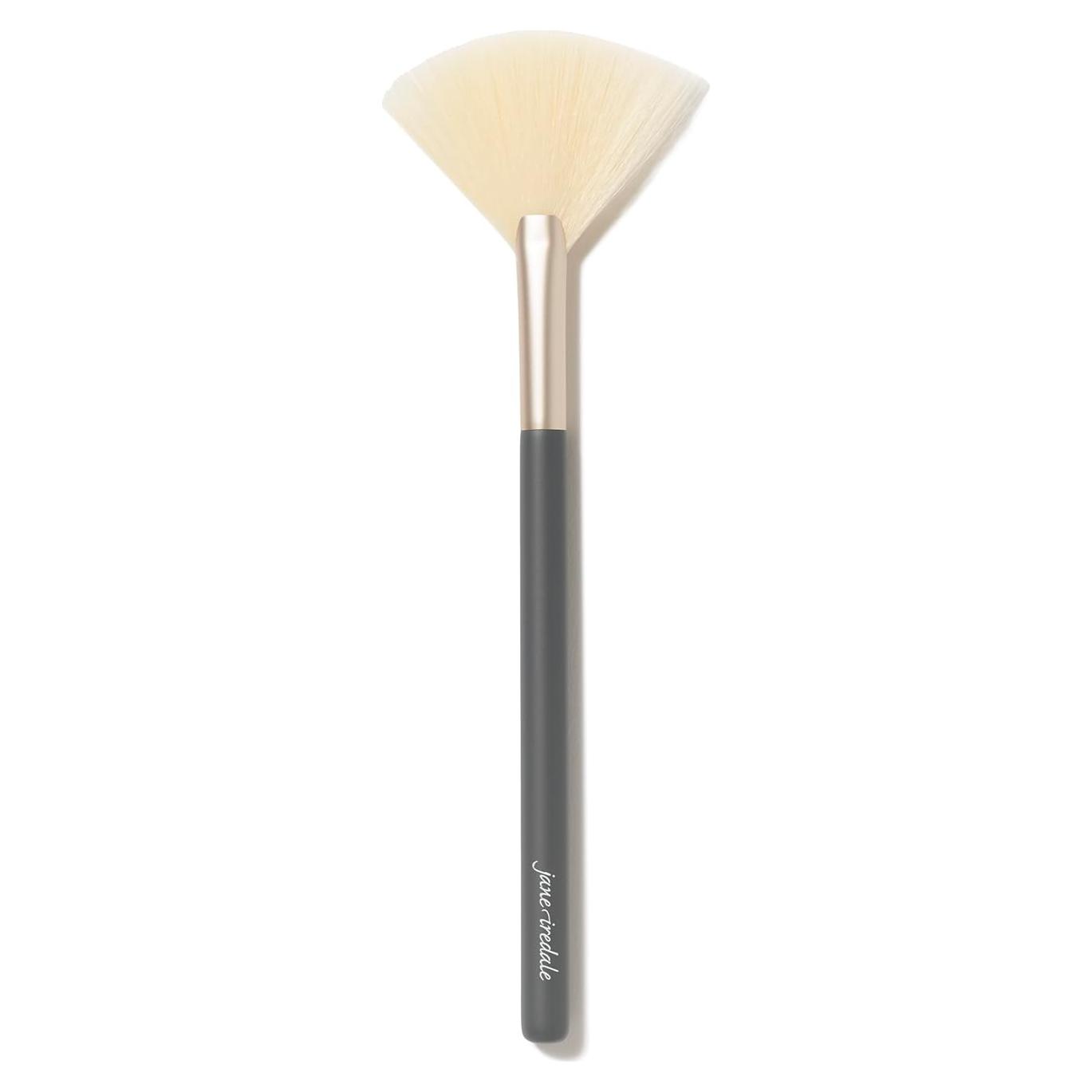 Brocha de Abanico Jane Iredale para Rubor y Bronceador Vegana