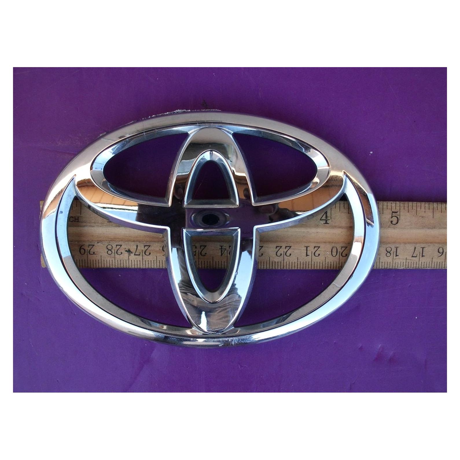 Emblema de Puerta Trasera Toyota 75431-02080 Original