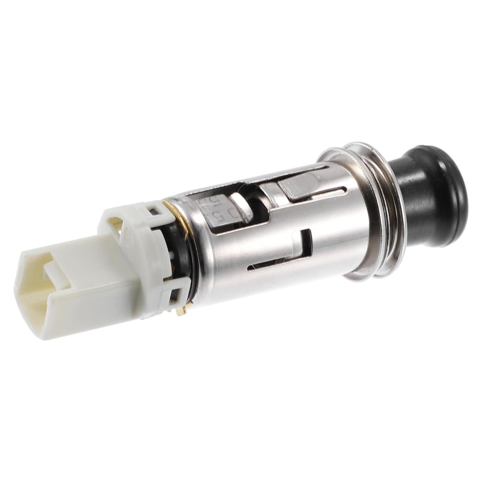 Ensamblaje enchufe mechero Motoforti para Toyota Sequoia 2008-2018