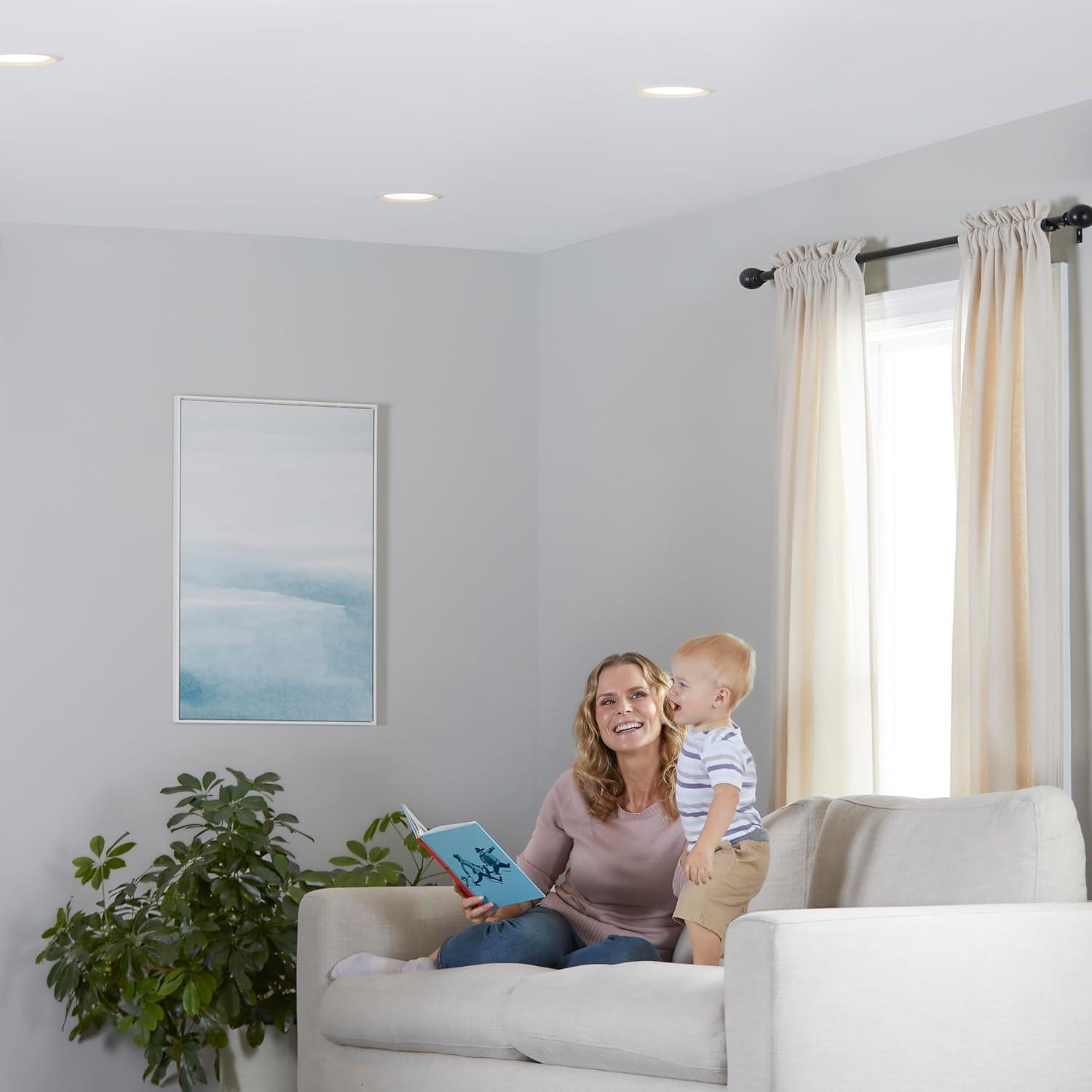 Bombilla LED inteligente BR30 Amazon Basics 9W RGBW E26