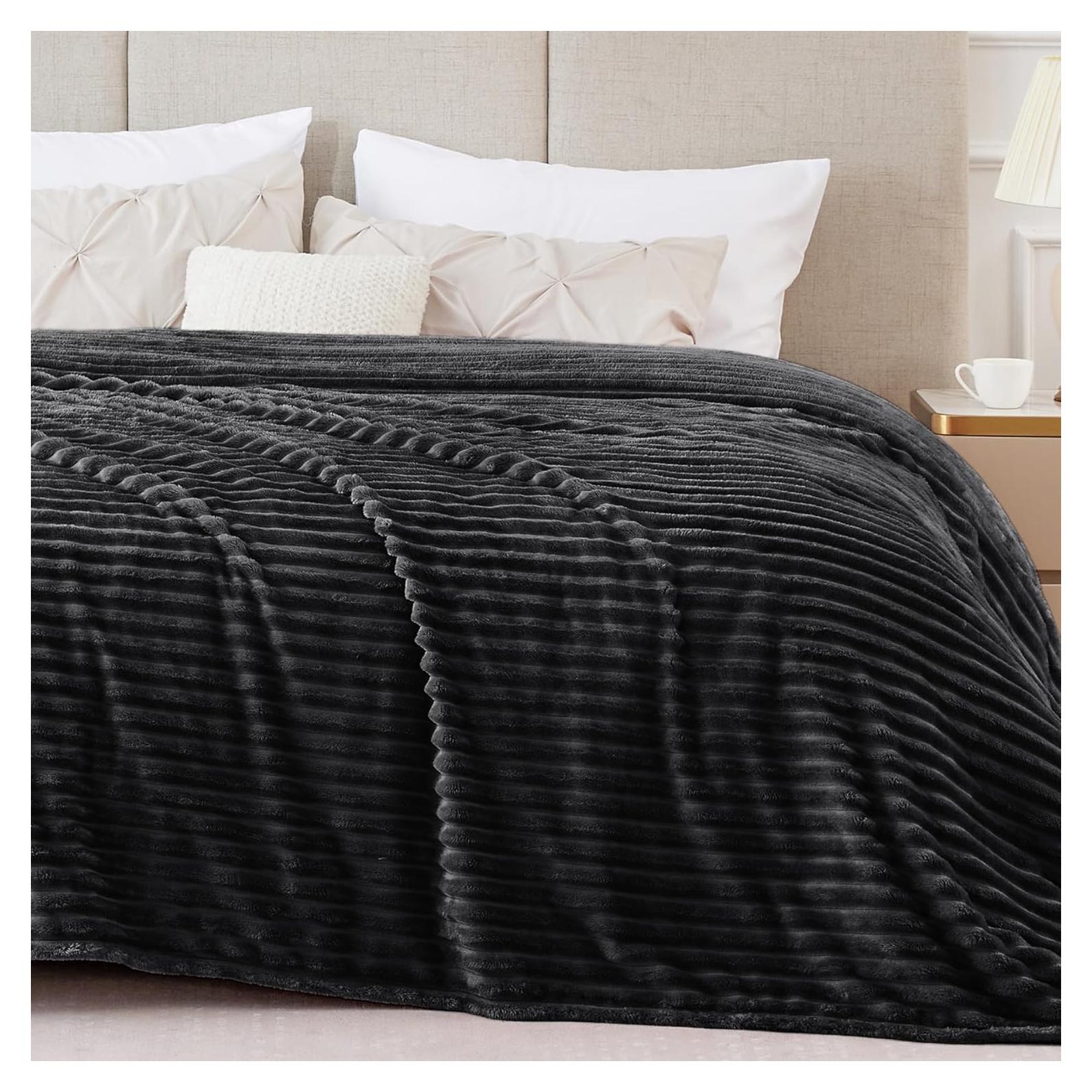 Manta de Forro BEDELITE King Jacquard Rayas 3D Suave Negro