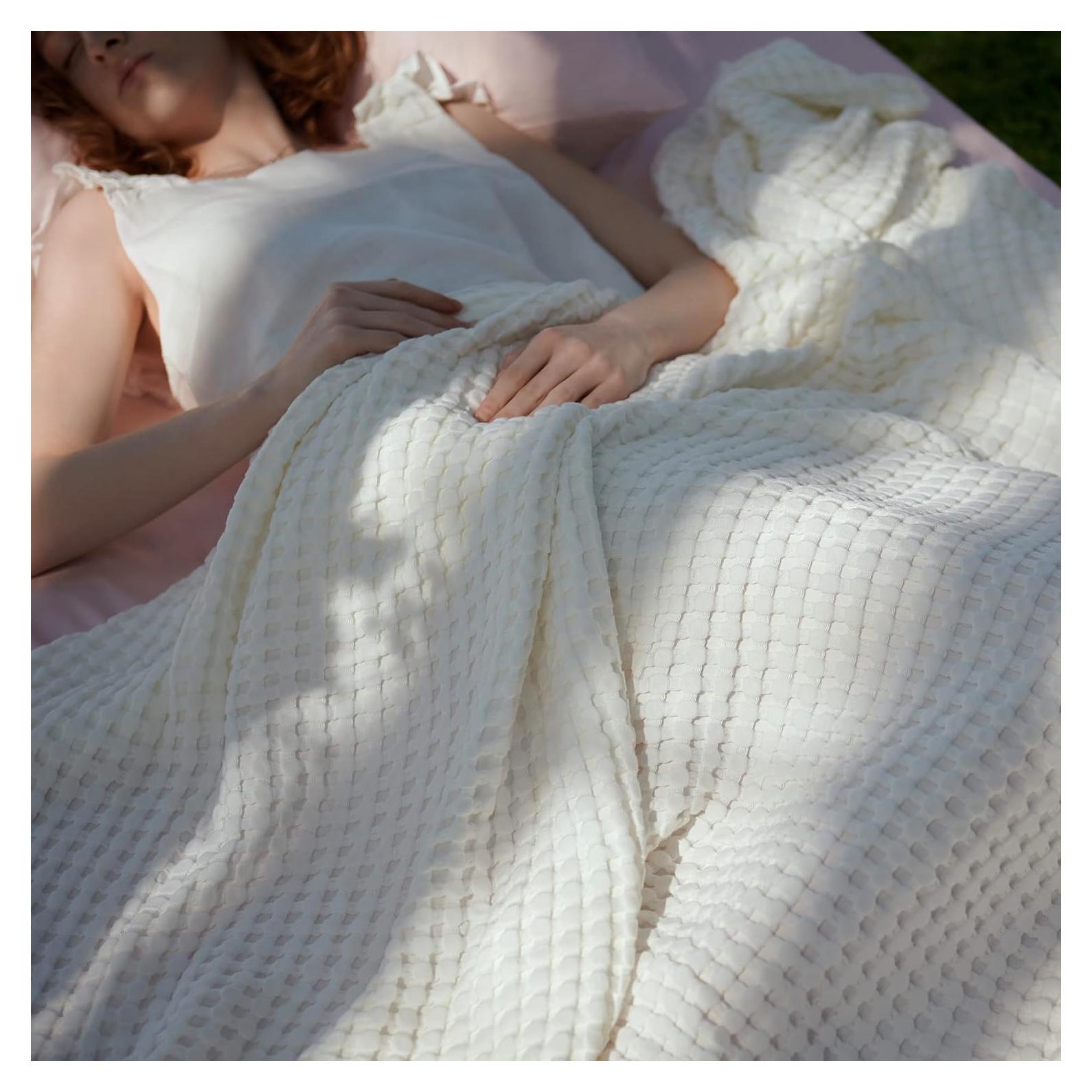 Manta Enfriadora Bedsure Queen 228.6x228.6 cm Algodón Bambú Marfil