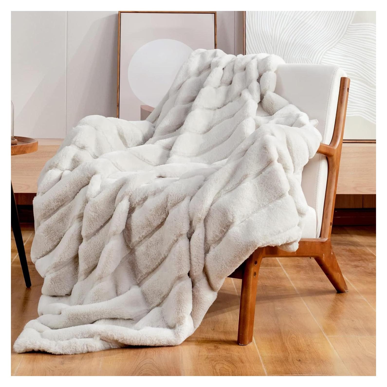 Manta de Piel Sintética Cozy Bliss 127x152 cm Beige Suave