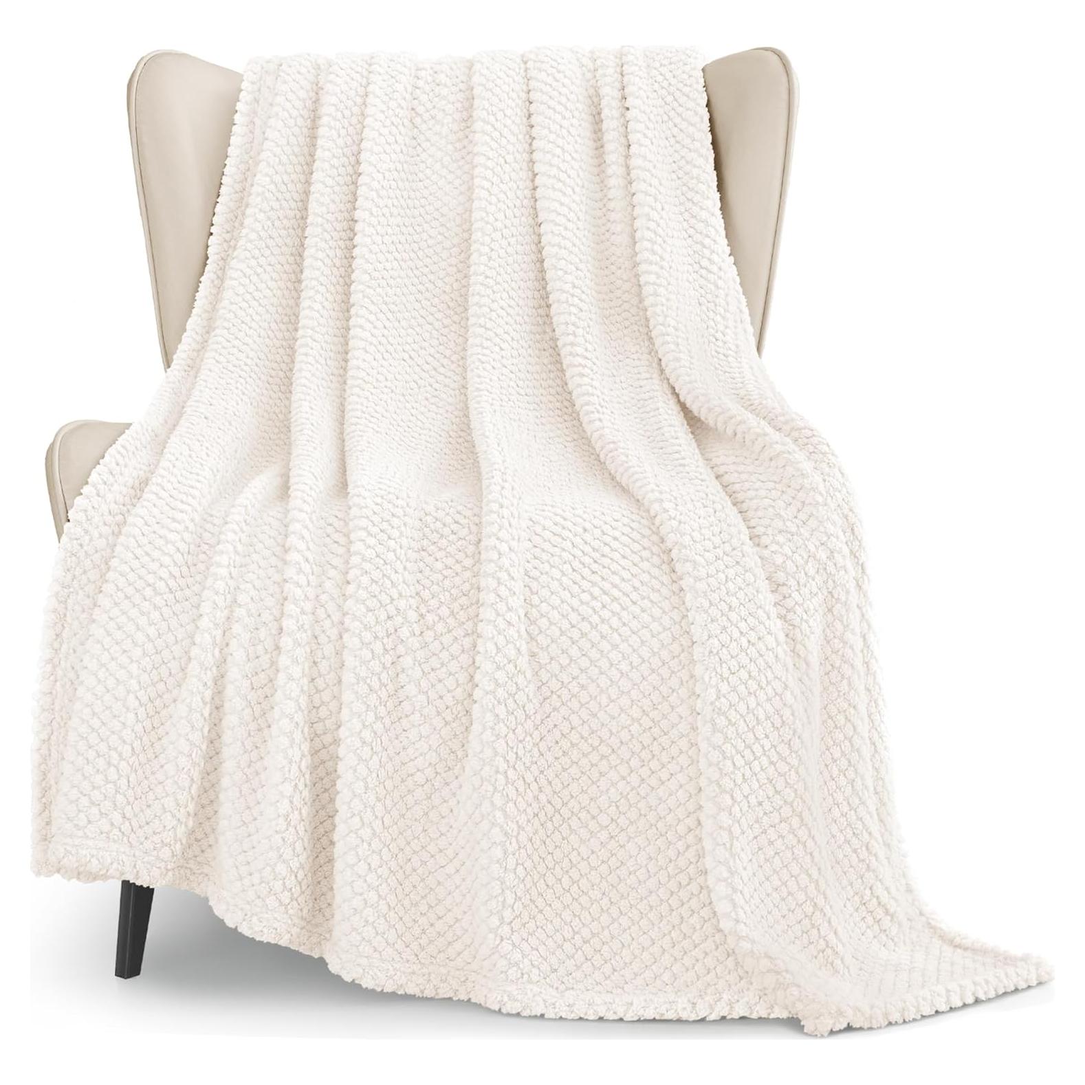 Manta de Forro Flotilla de Ballenas 127x178 cm Color Marfil