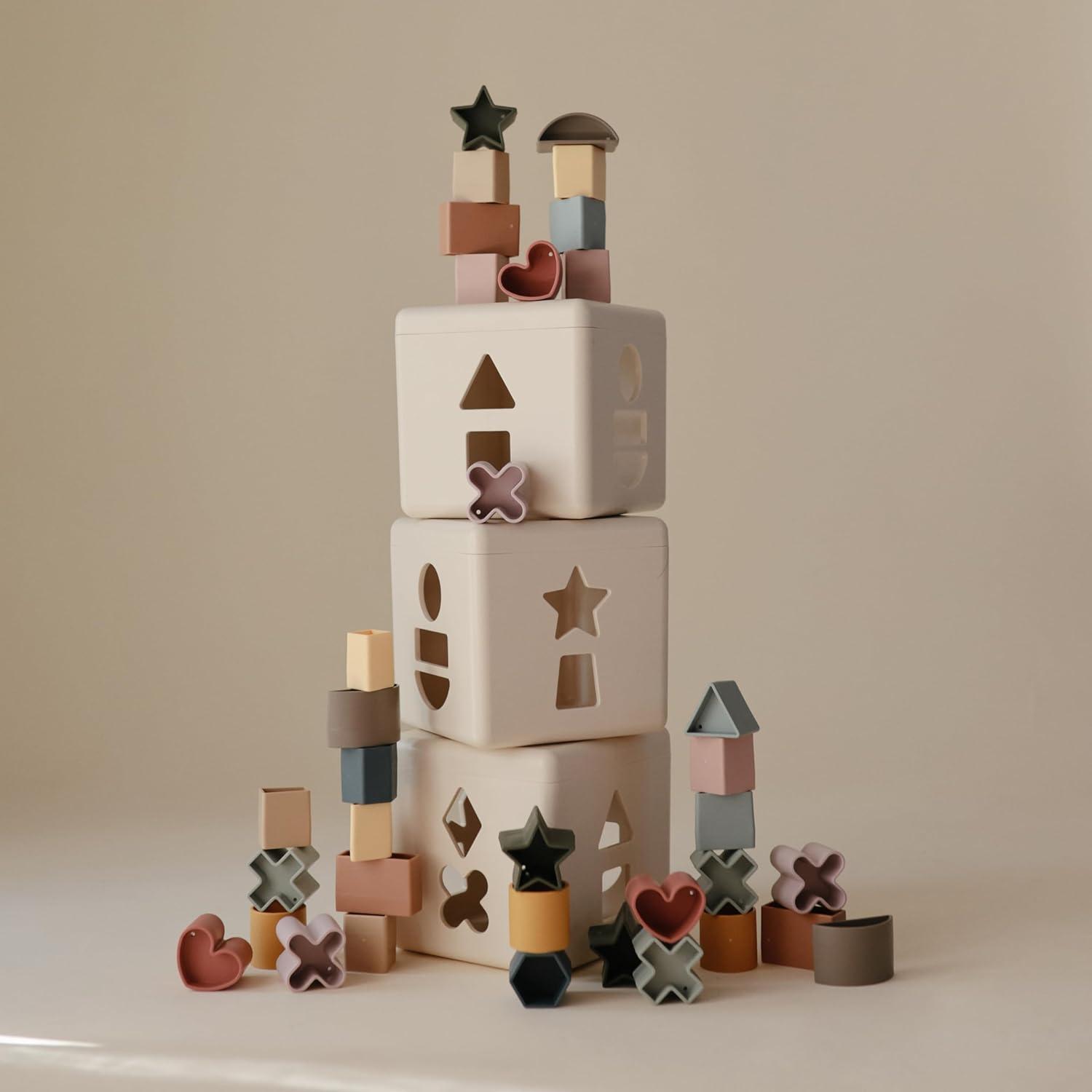 Caja de Clasificación de Formas Mushie - Juguete Educativo 12 Formas