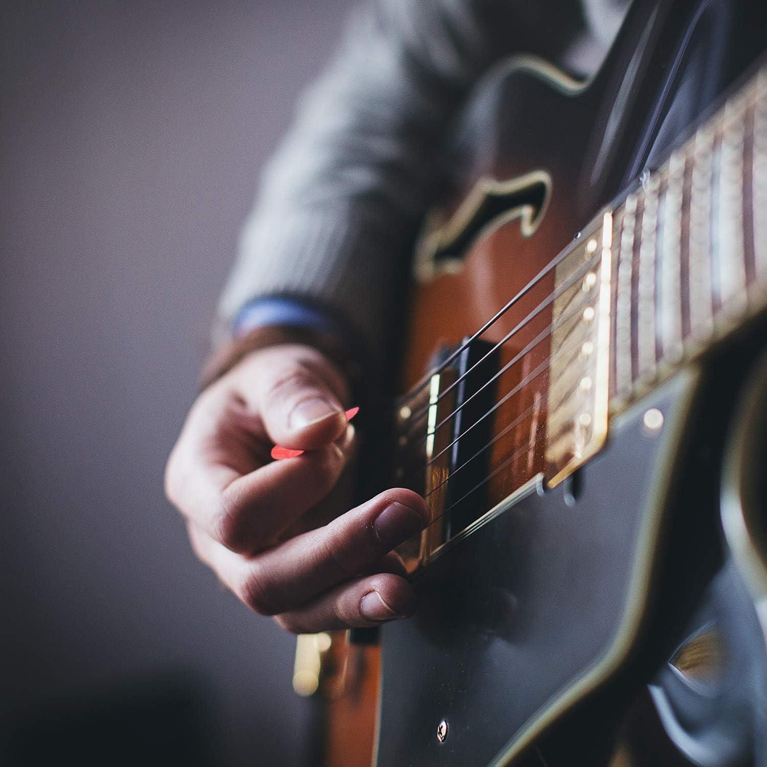 Paquete de 100 Púas de Guitarra Medianas 0.71mm Multicolor