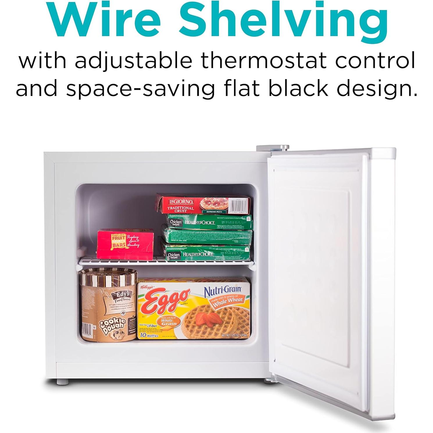 Congelador Vertical Compacto BLACK+DECKER BUFK12W 1.2 Pies Cúbicos