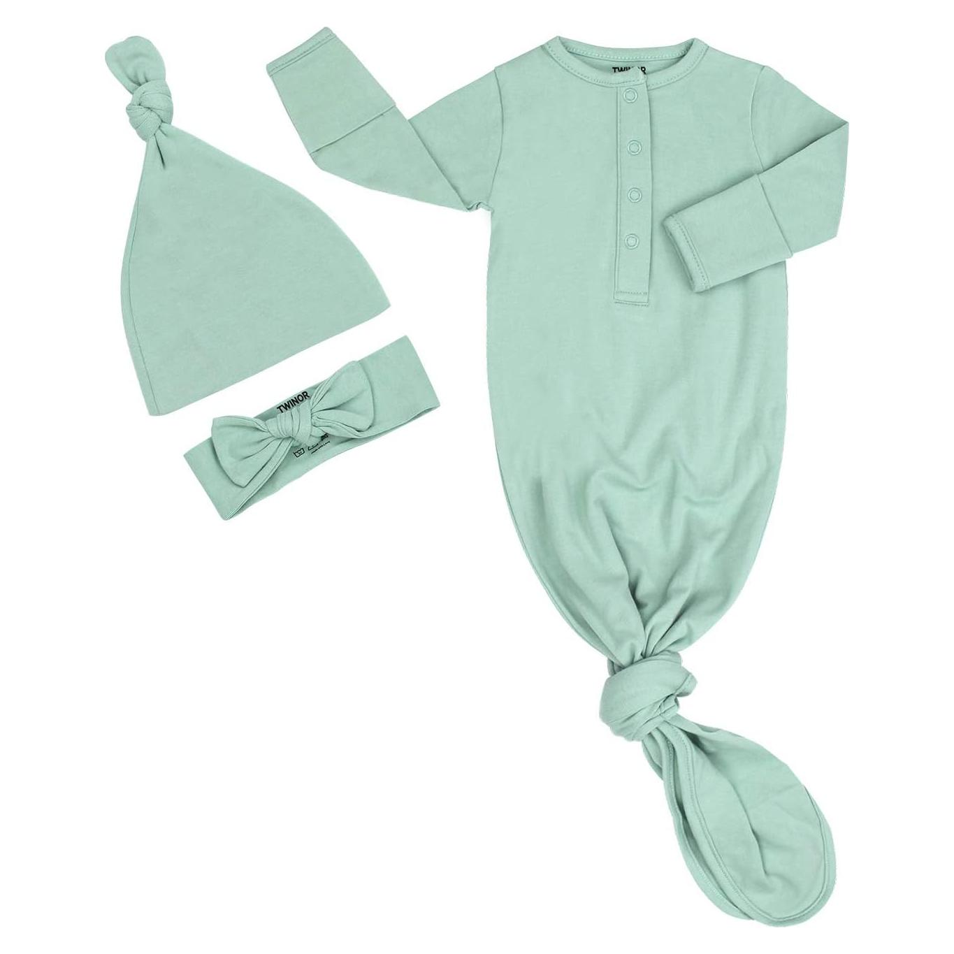 Bata Anudada para Bebé TWINOR Verde Claro con Sombrero y Diadema