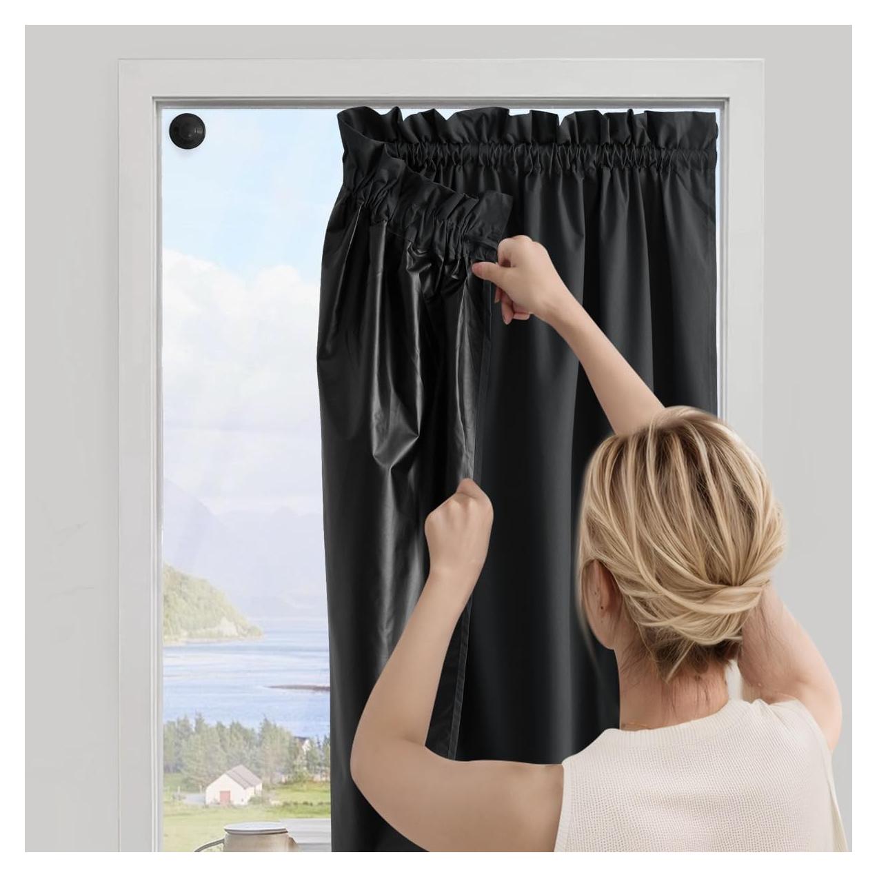 Cortina Opaca Portátil NICETOWN 132x213 cm Negra