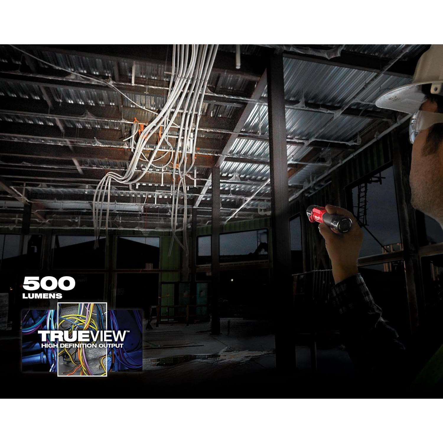 Linterna LED Recargable Milwaukee 500 Lúmenes USB