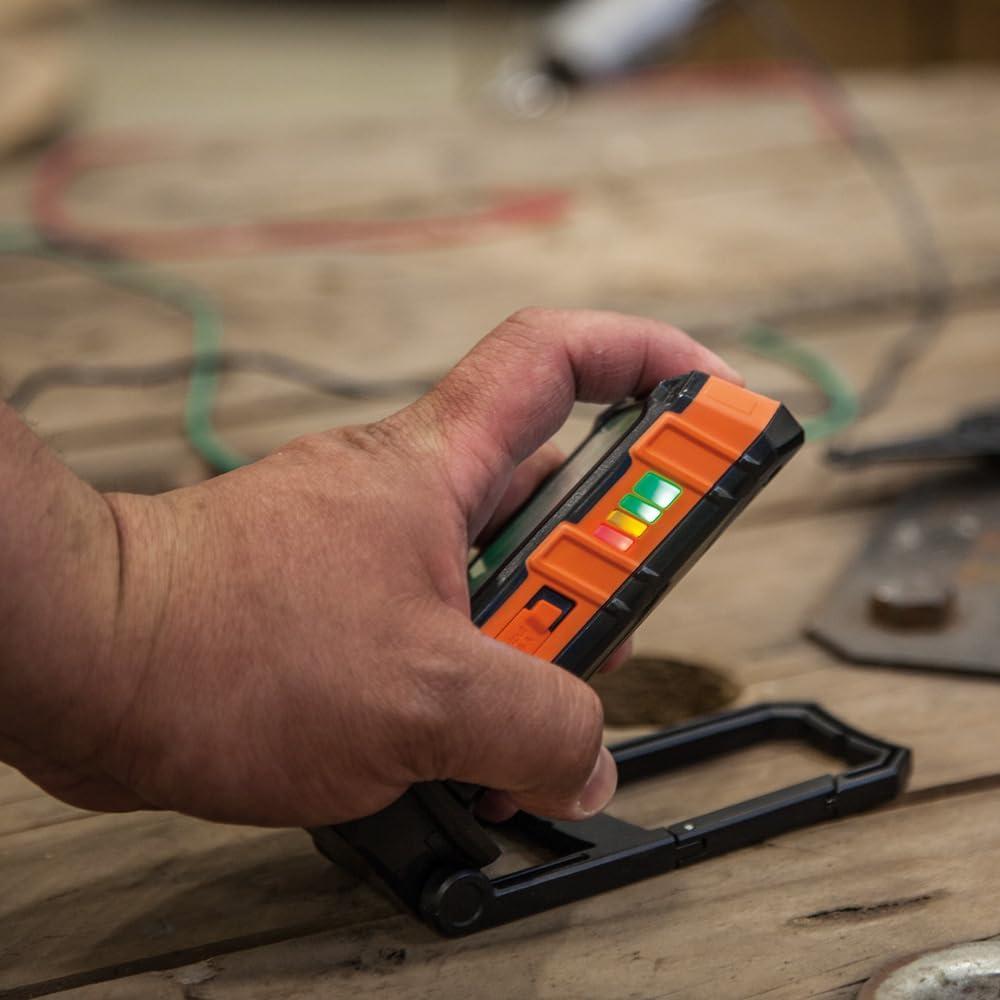 Linterna Recargable Klein Tools 56403 LED 460 Lúmenes