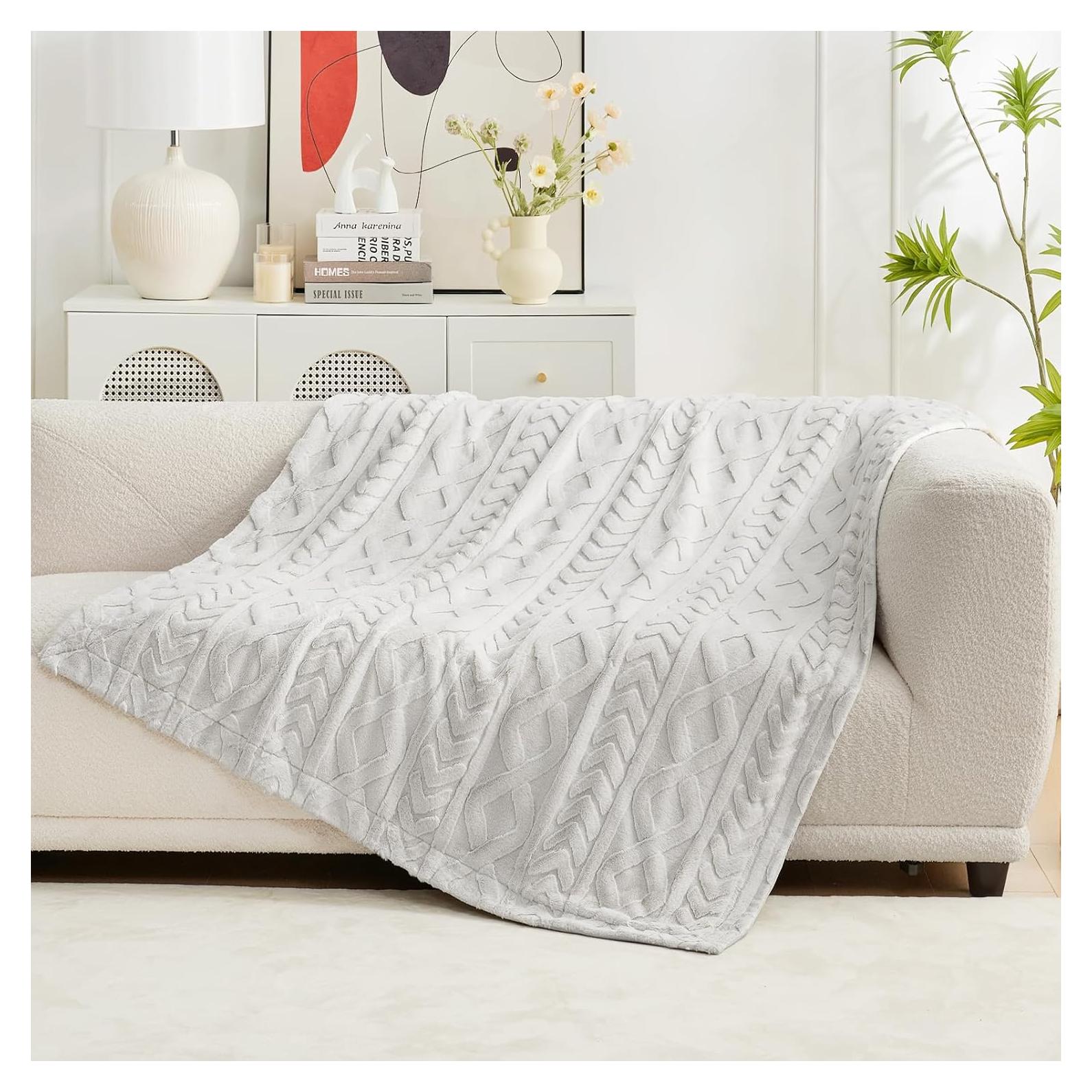 Manta de Piel Sintética Cozy Bliss 127x152cm Beige Suave