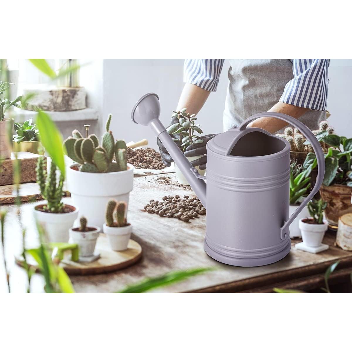 Regadera de Plástico OKREK 1.89L Azul para Plantas