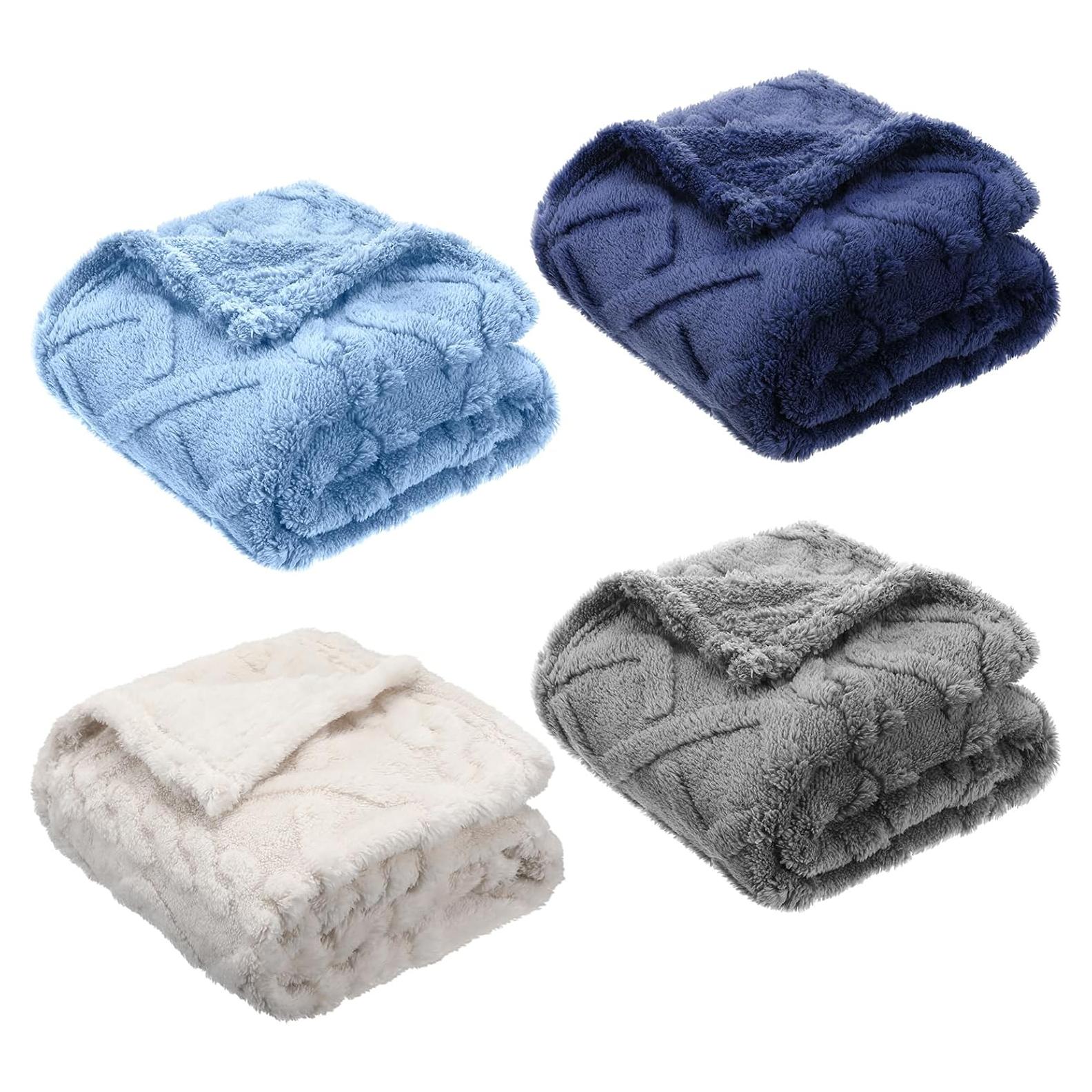 Juego de 4 Mantitas de Forro Polar VitalCozy 76x102 cm Azul