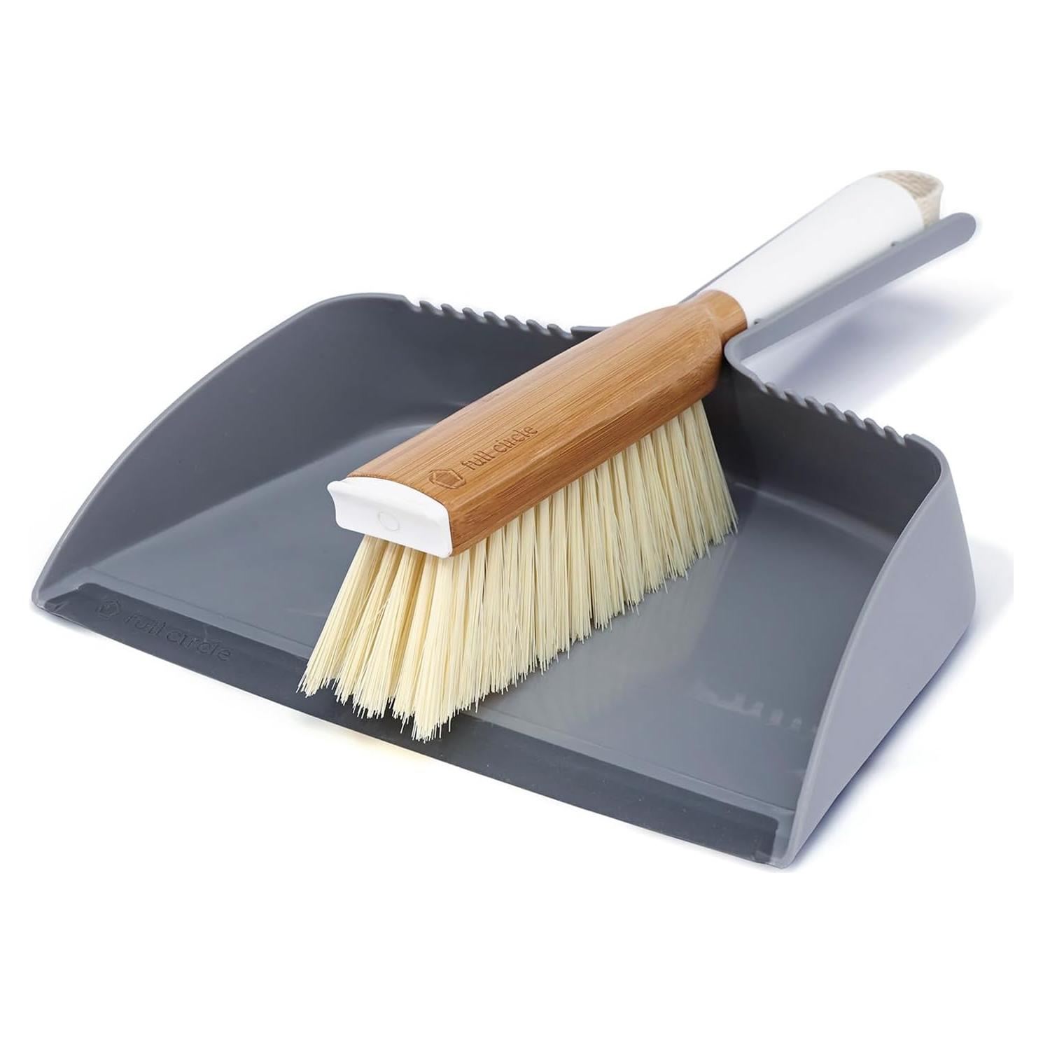 Juego de Cepillo y Recogedor Clean Team Full Circle 371g