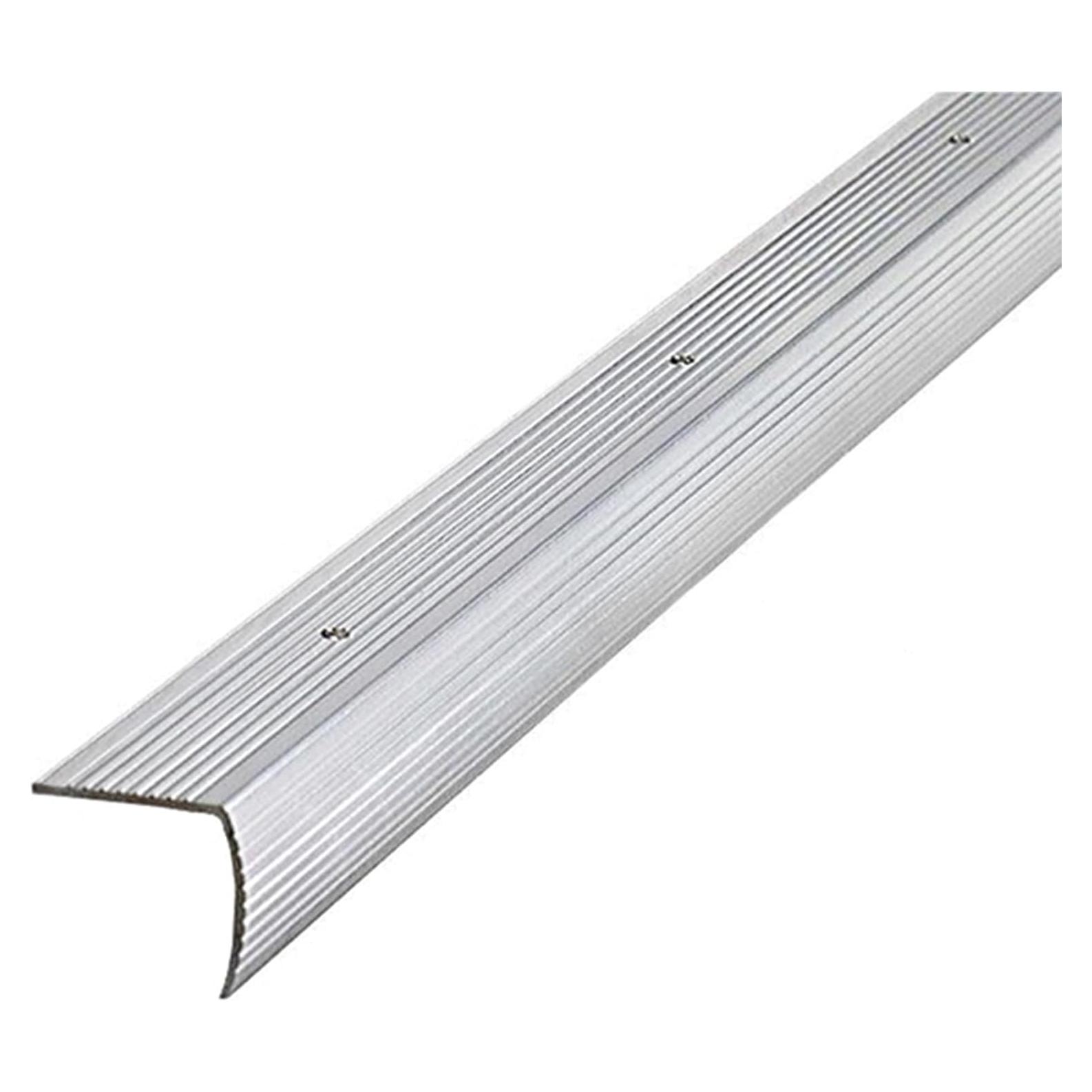 Bisel de Escalera de Aluminio M-D 2.86 cm x 91.44 cm Plateado