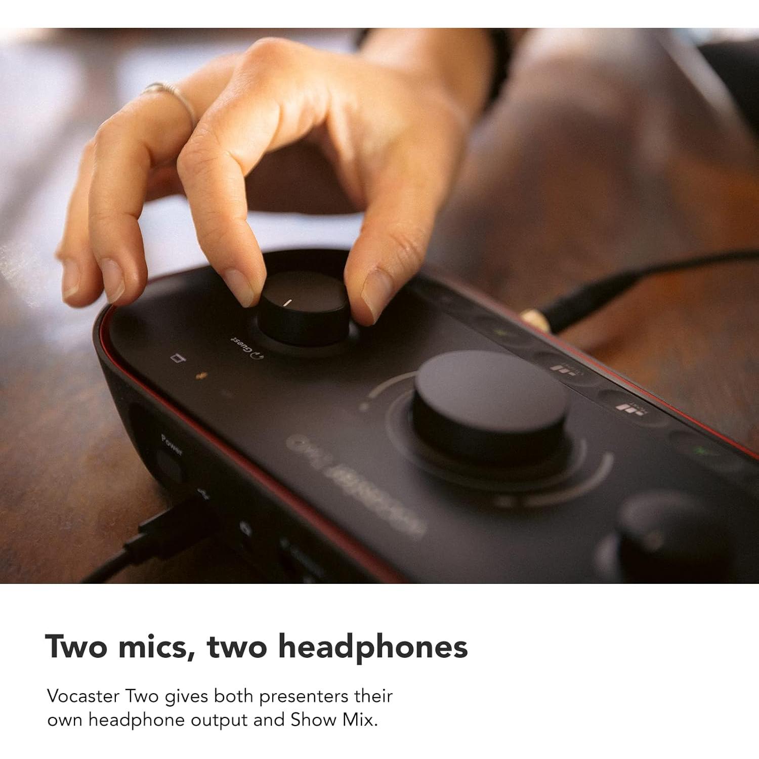 Focusrite Vocaster Two - Interfaz de Podcasting 2 Micrófonos