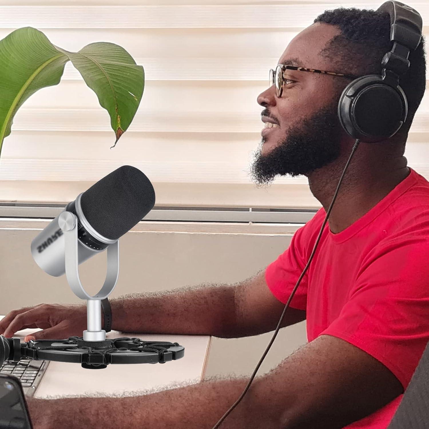 Soporte de Micrófono Geekria para Shure MV7, SM7B, MV7X Negro