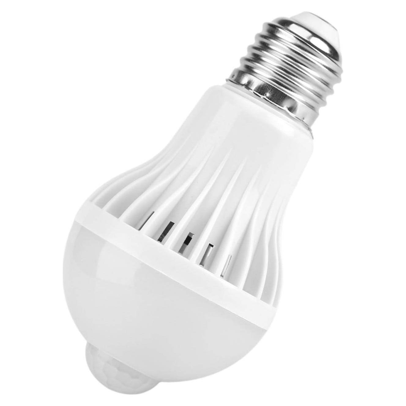 Bombilla LED E27 con Sensor de Movimiento Infrarrojo 7W