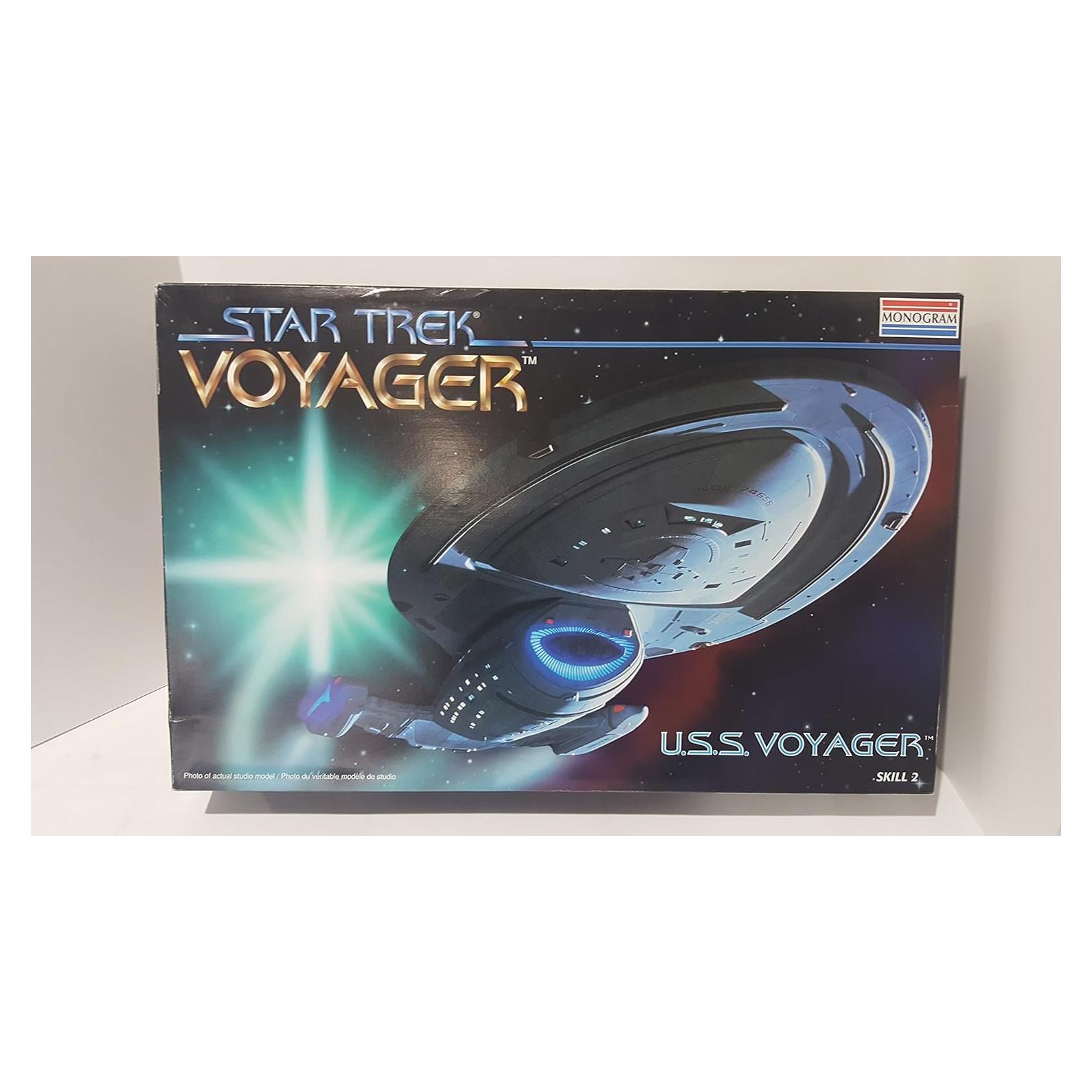 Kit de Modelo Nave Espacial USS Voyager Monogram 38.1 cm
