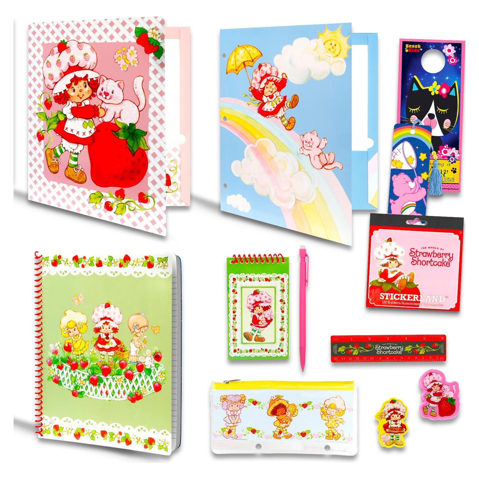 Conjunto Escolar Strawberry Shortcake - 14 Piezas con Carpeta y Cuaderno