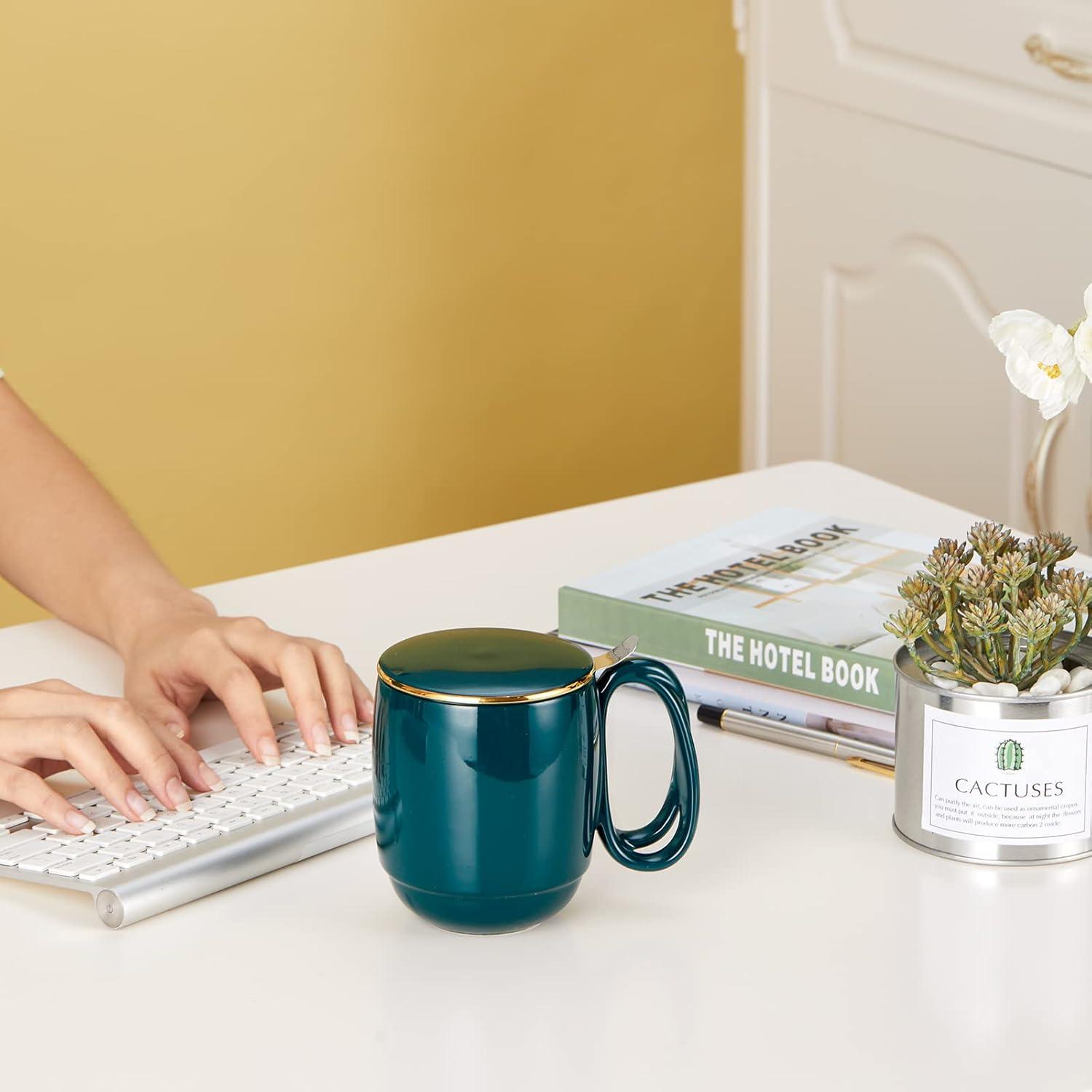 Taza de Té ZENS con Infusor y Tapa Dorada 480ml Verde Oscuro