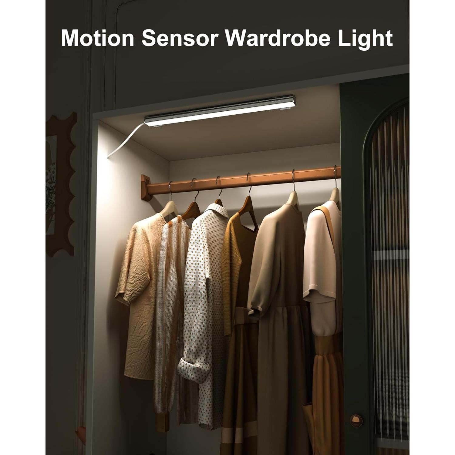 Luz LED Regulable ASOKO 30.48 cm con Sensor de Movimiento 4500K