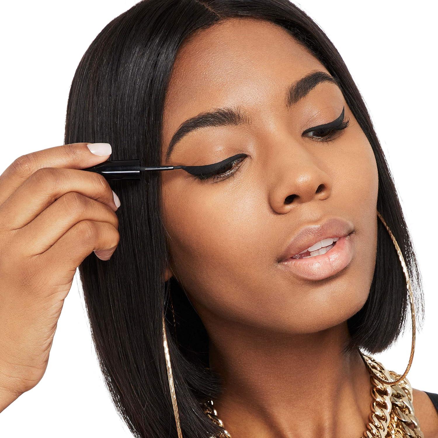 Delineador Líquido Rimmel London Scandaleyes 2.27ml Negro