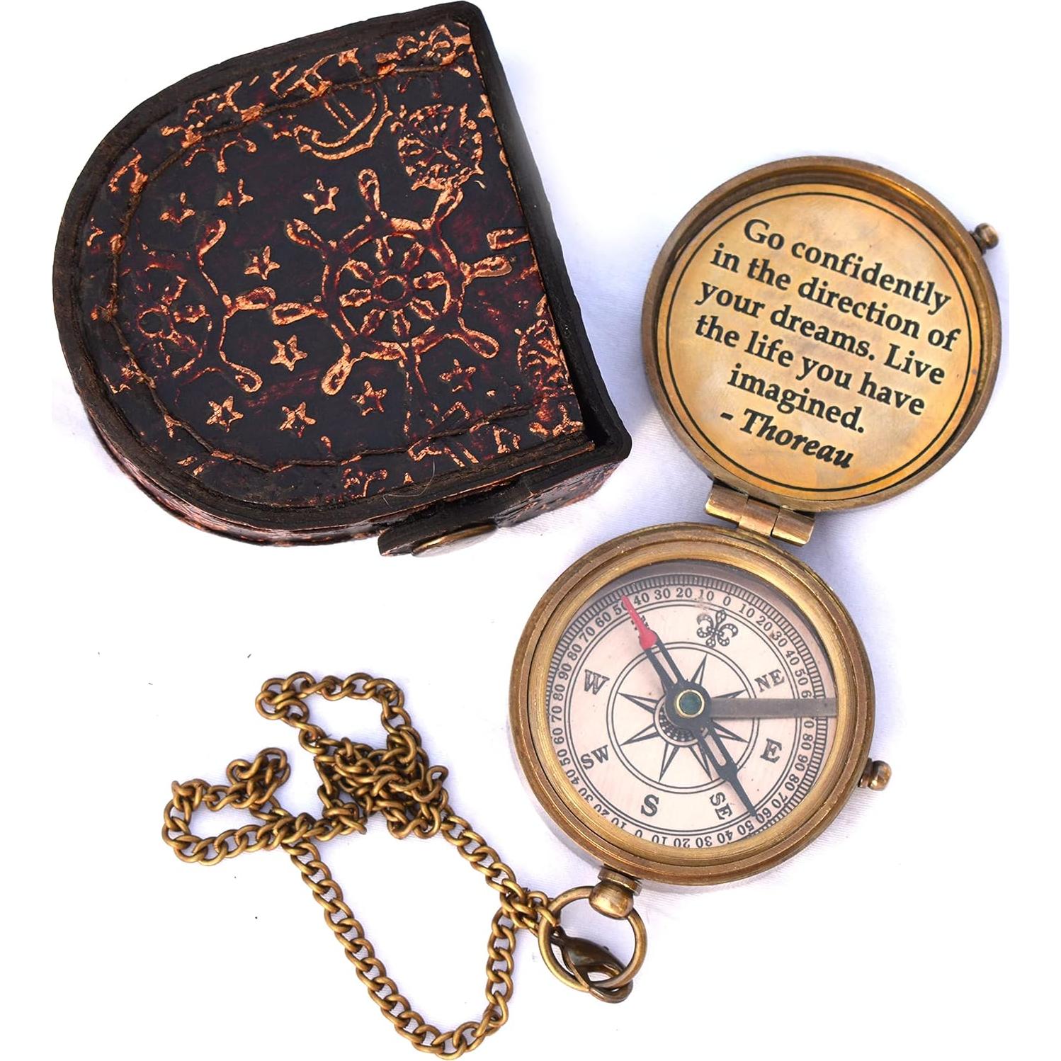 Brújula de latón TA dizayn con cita de Thoreau 5.1cm