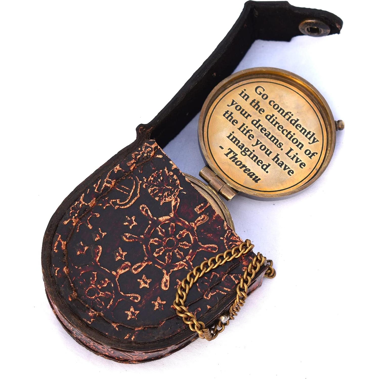 Brújula de latón TA dizayn con cita de Thoreau 5.1cm