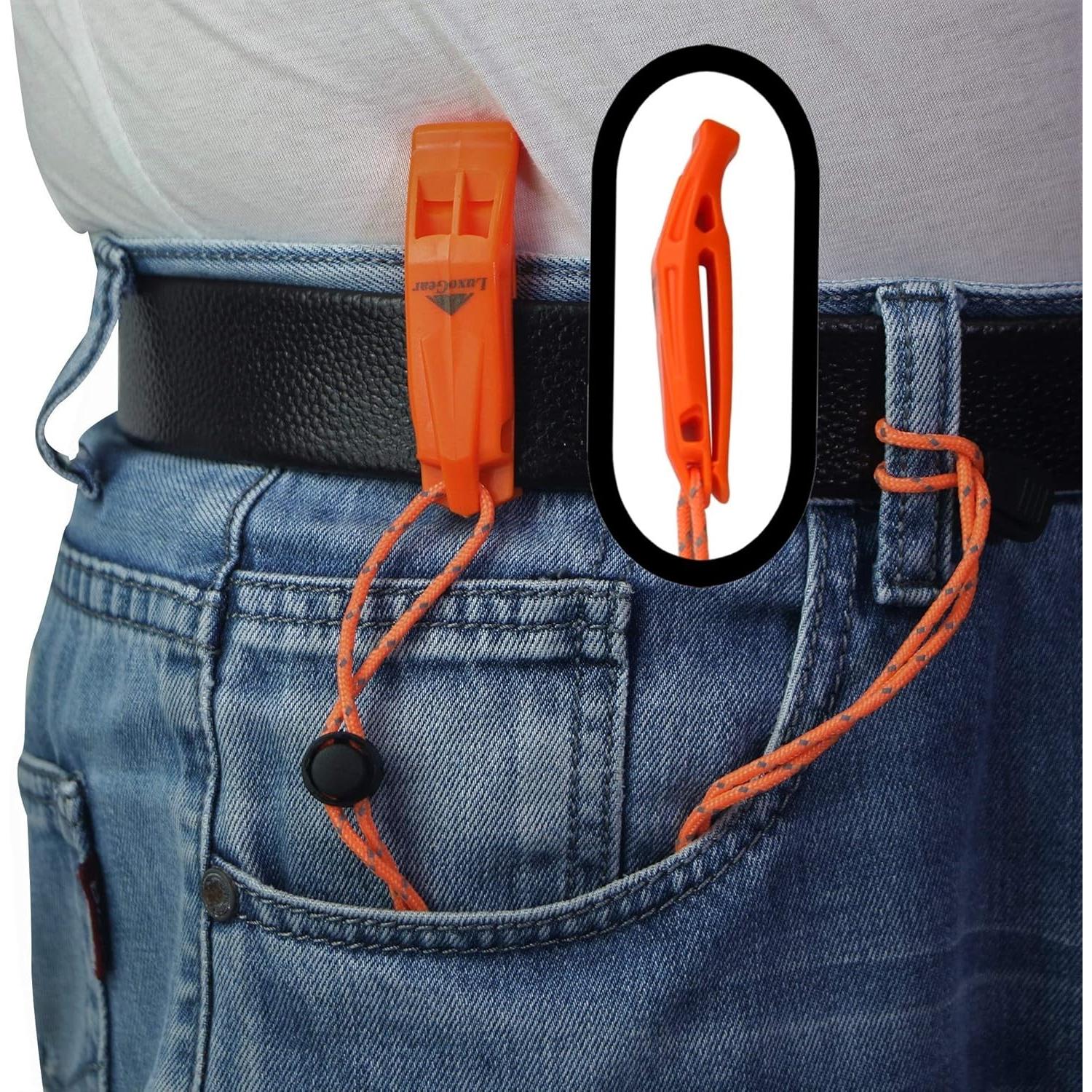 Silbato de Emergencia LuxoGear Naranja con Cordón Ajustable