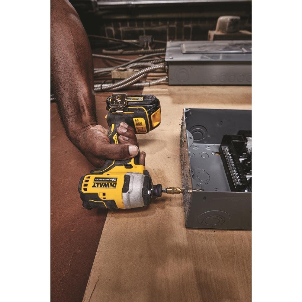 Destornillador de Impacto Inalámbrico DEWALT 20V MAX, Kit Compacto con 2 Baterías