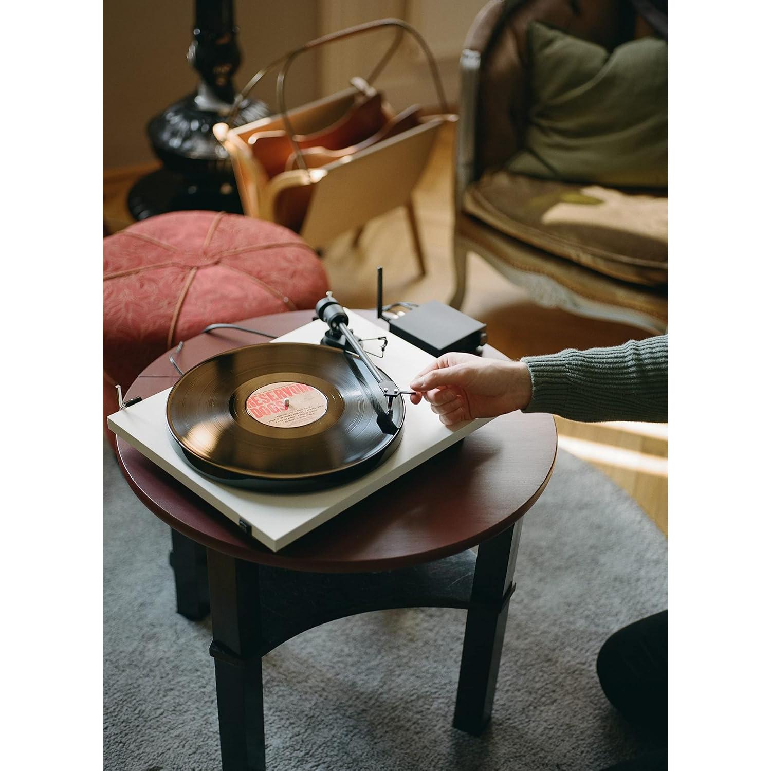 Tocadiscos Pro-Ject E1 Negro con Etapa de Phono Incorporada