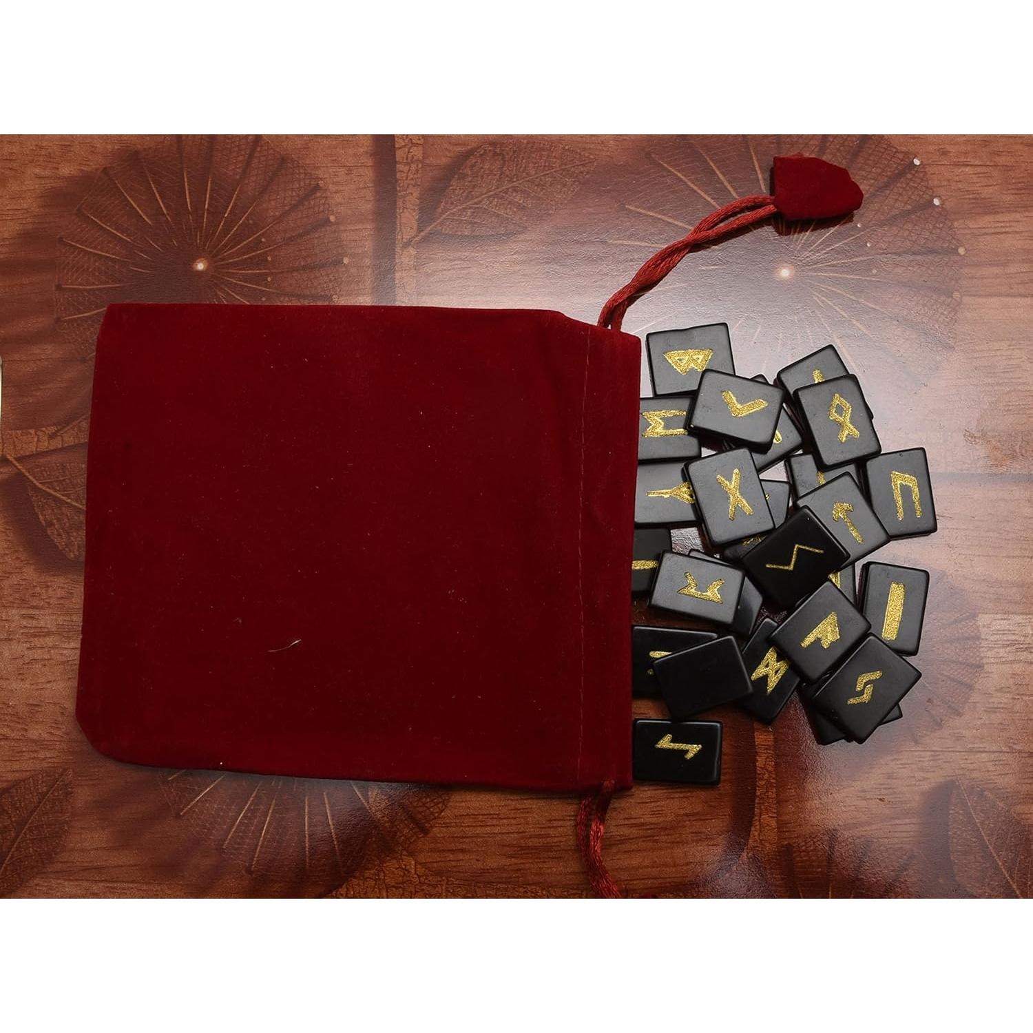 Conjunto de Runas de 25 Piezas de Ónix Negro - Alfabeto Rúnico