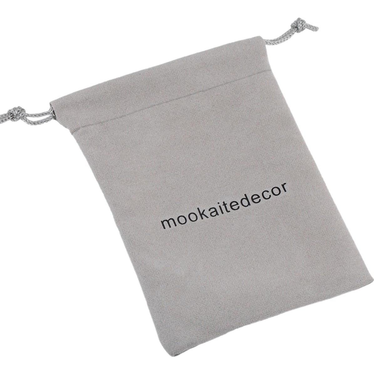 Paquete de 2 Artículos: 4 Piedras de Chakra y 25 Runas de Obsidiana