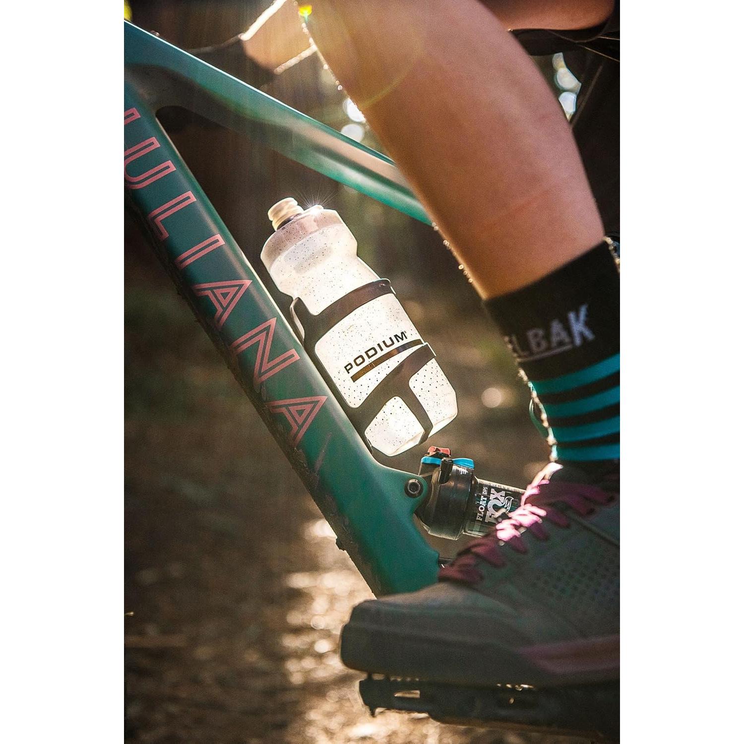 Botella de Agua Squeeze CamelBak Podium 621ml Carbono