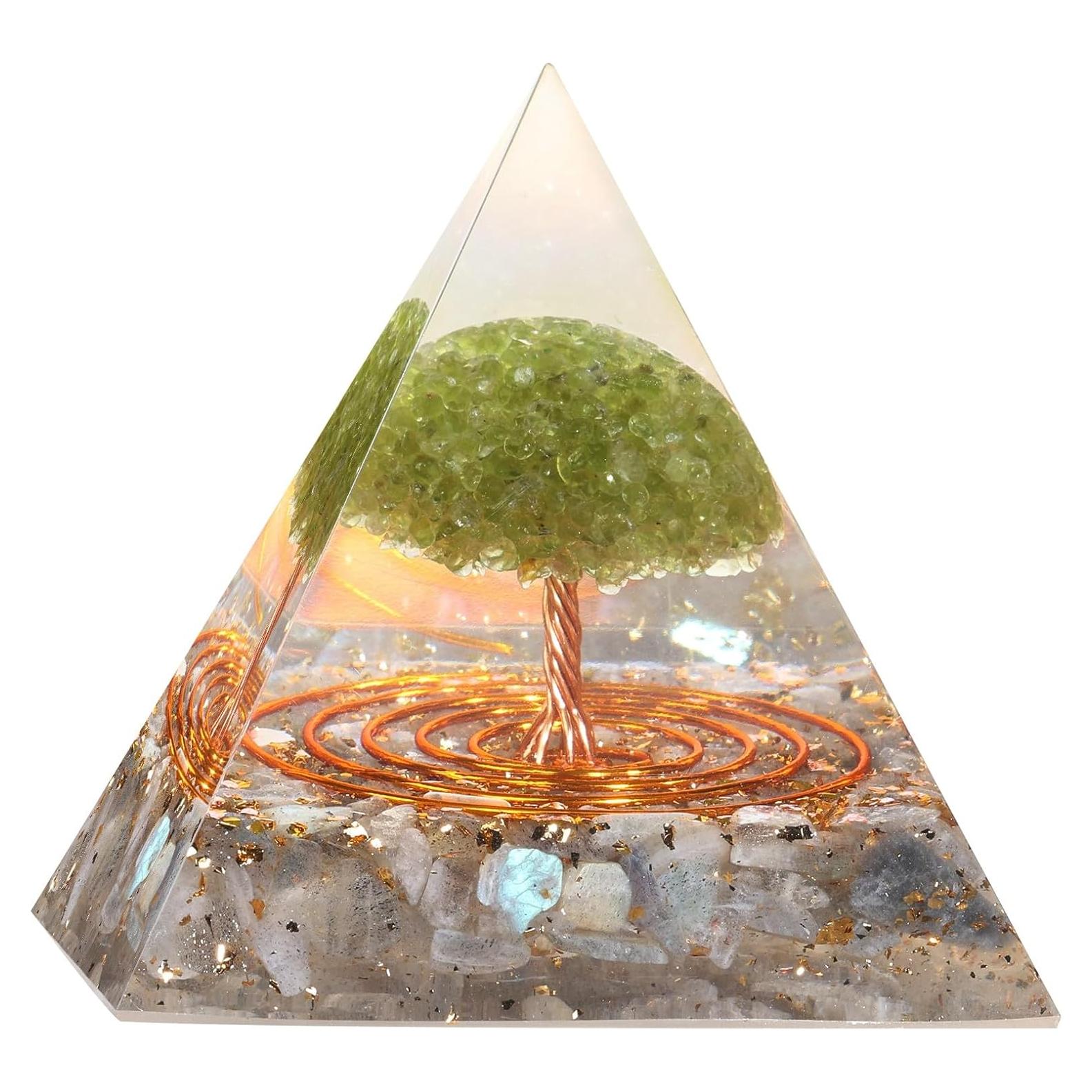 Pirámide de Cristal Orgone con Árbol de Vida de Peridoto 60mm