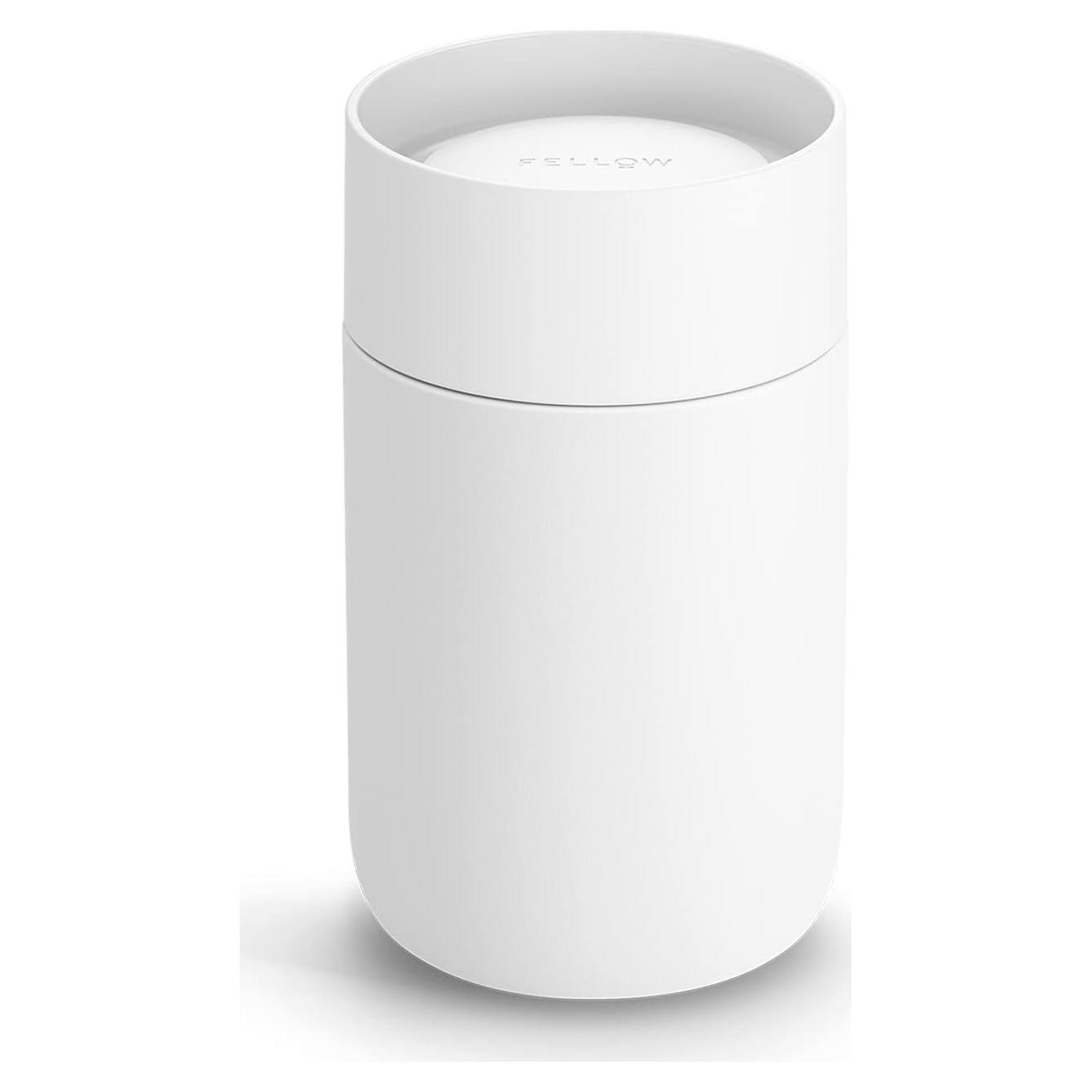 Taza de Café Fellow Move Mug 235 ml Blanco Mate Aislada