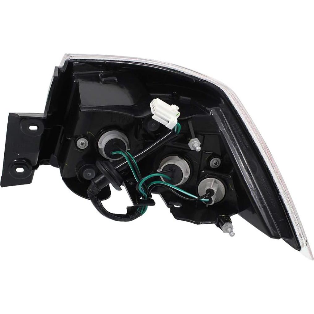 Luz Trasera Exterior Izquierda Mitsubishi Lancer 2009-2015