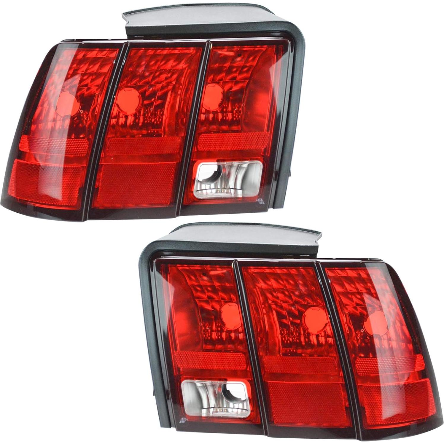 Juego de Luces Traseras TRQ LTA74985 para Ford Mustang 1999-2004