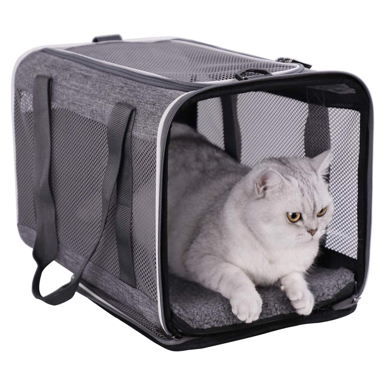 Transportadora Suave para Gatos Petisfam 43x30x30cm Gris
