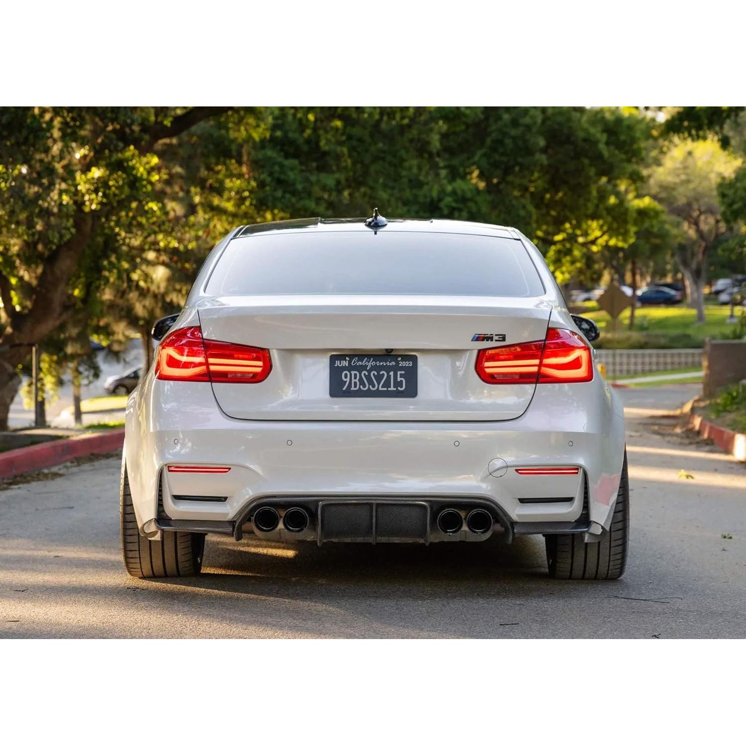 Luz Reflectora LED iJDMTOY Roja para Parachoques BMW F80 M3 F82 M4